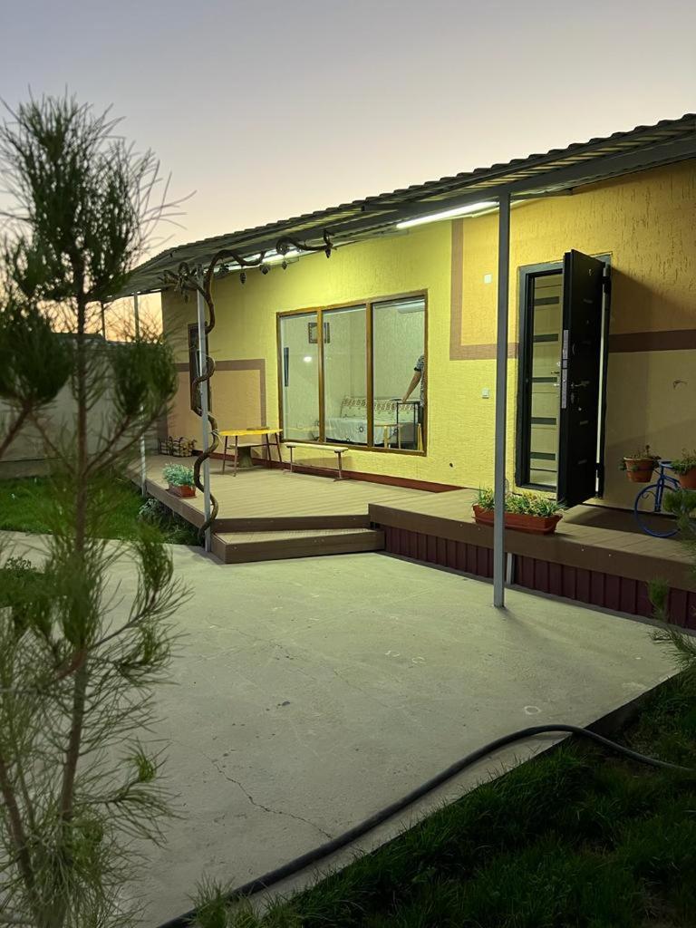 Photo 33