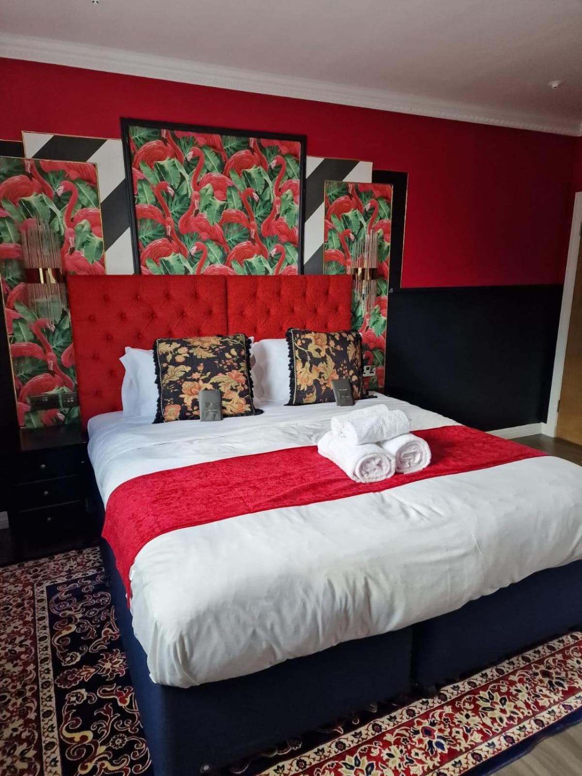 Oxford Vacations - The Mad Hatter's Guestrooms - Property Image 26