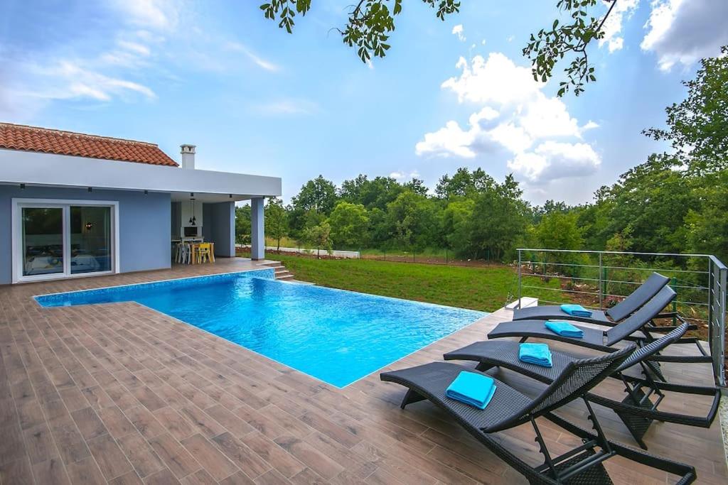 Villa Sicutti by IstriaLux view 3