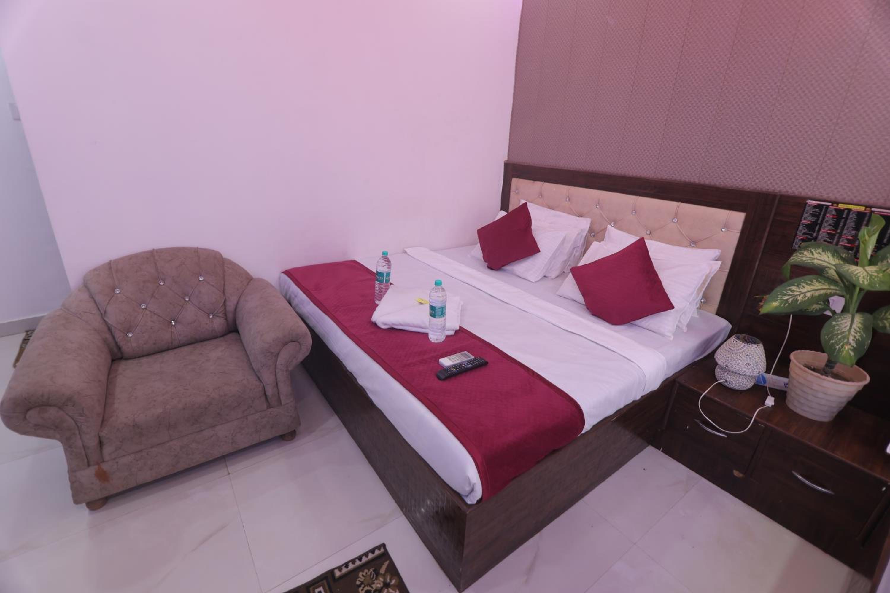 Taj Angel homestay & Dormitories