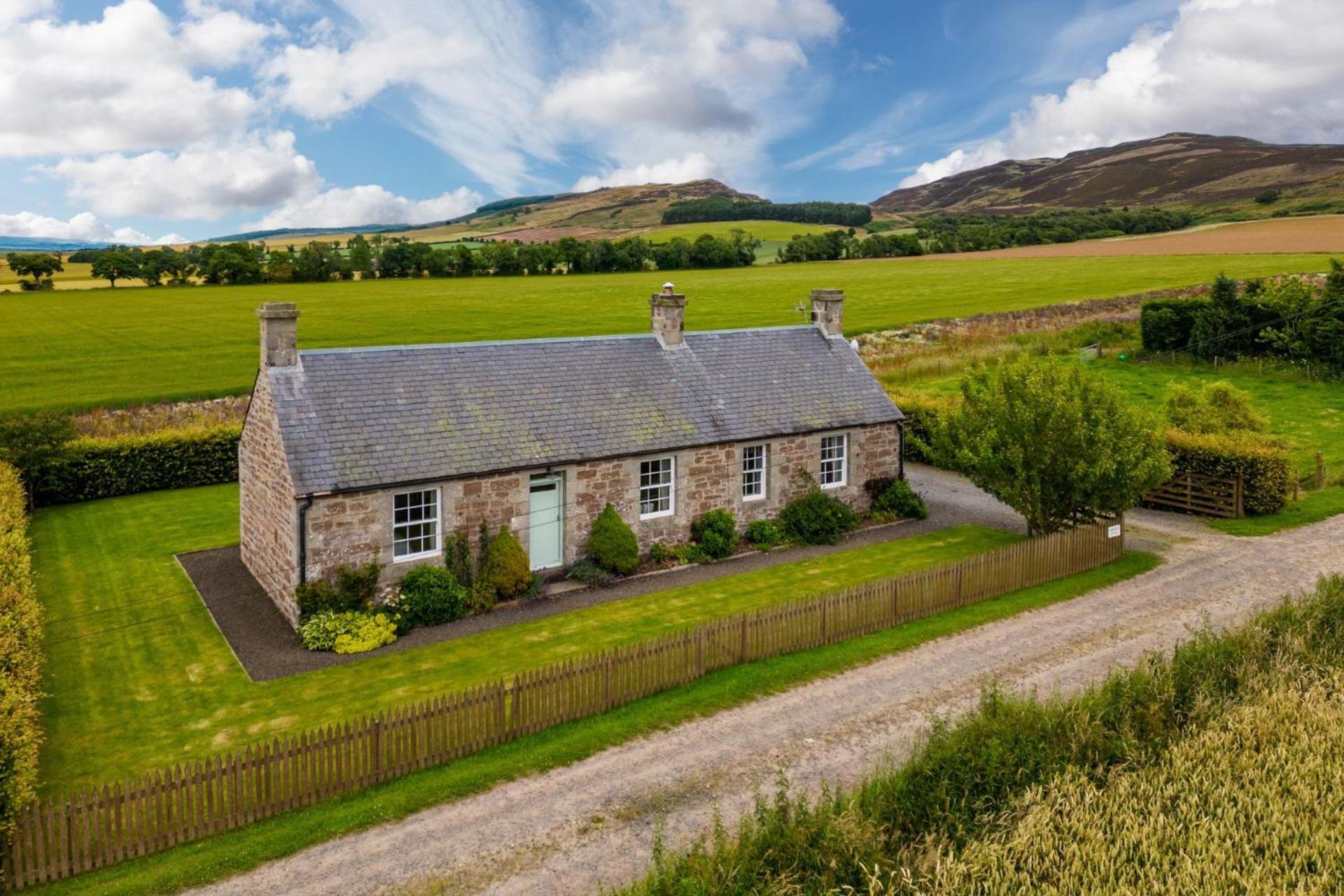 Hill View Cottage