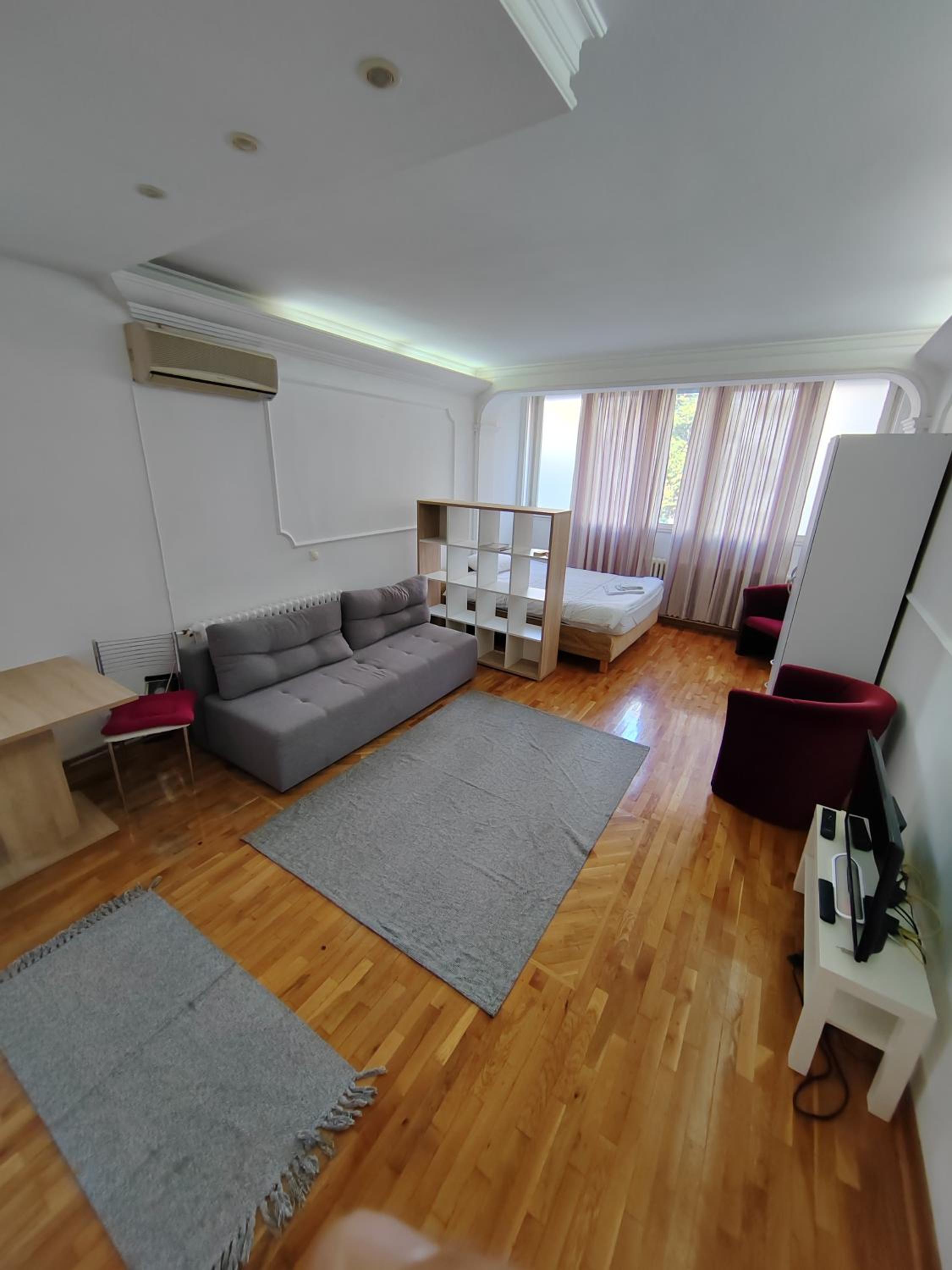 Magenta Lekino Brdo view 5
