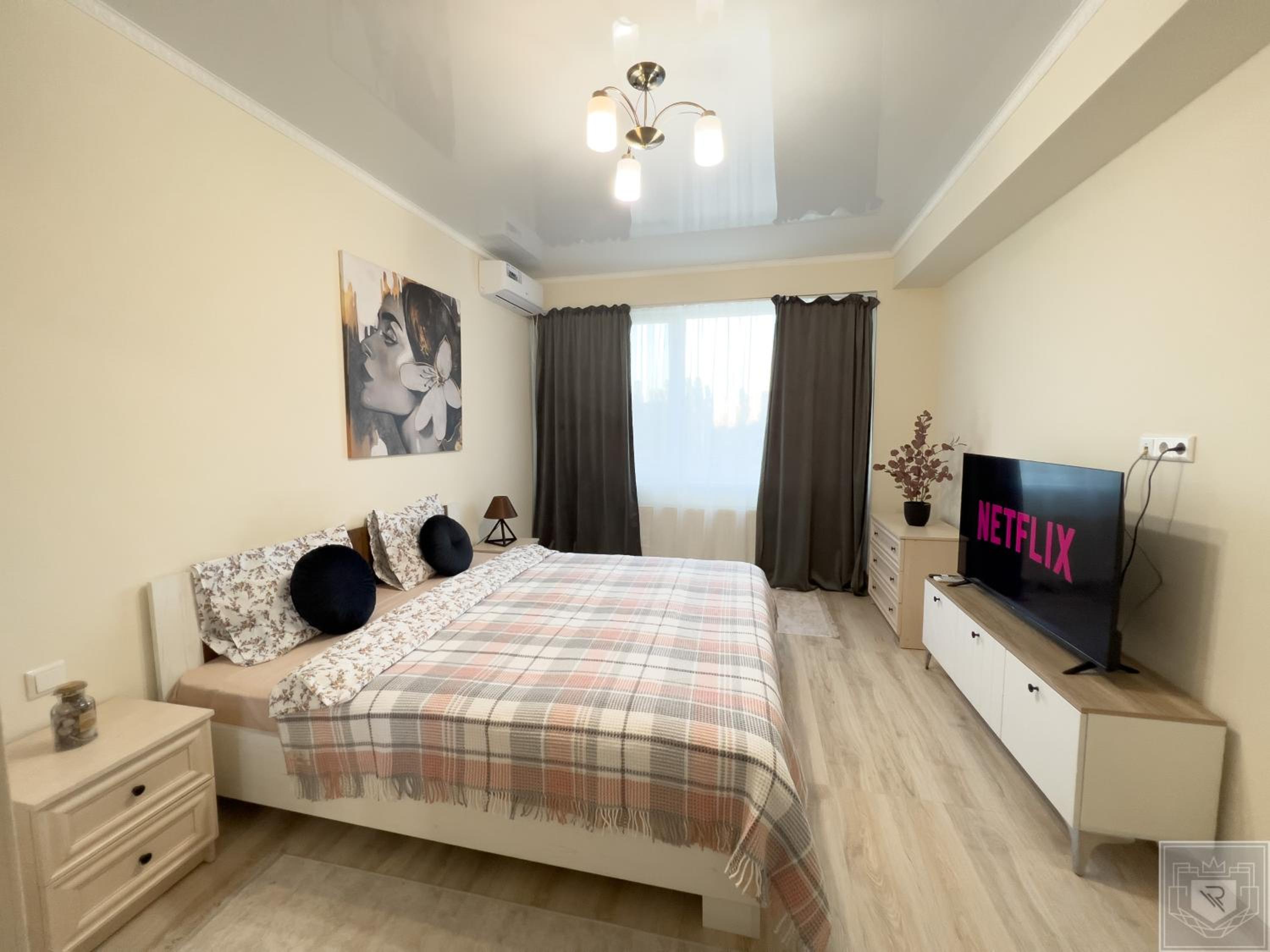 RentHouse Apartments Cozy Stay