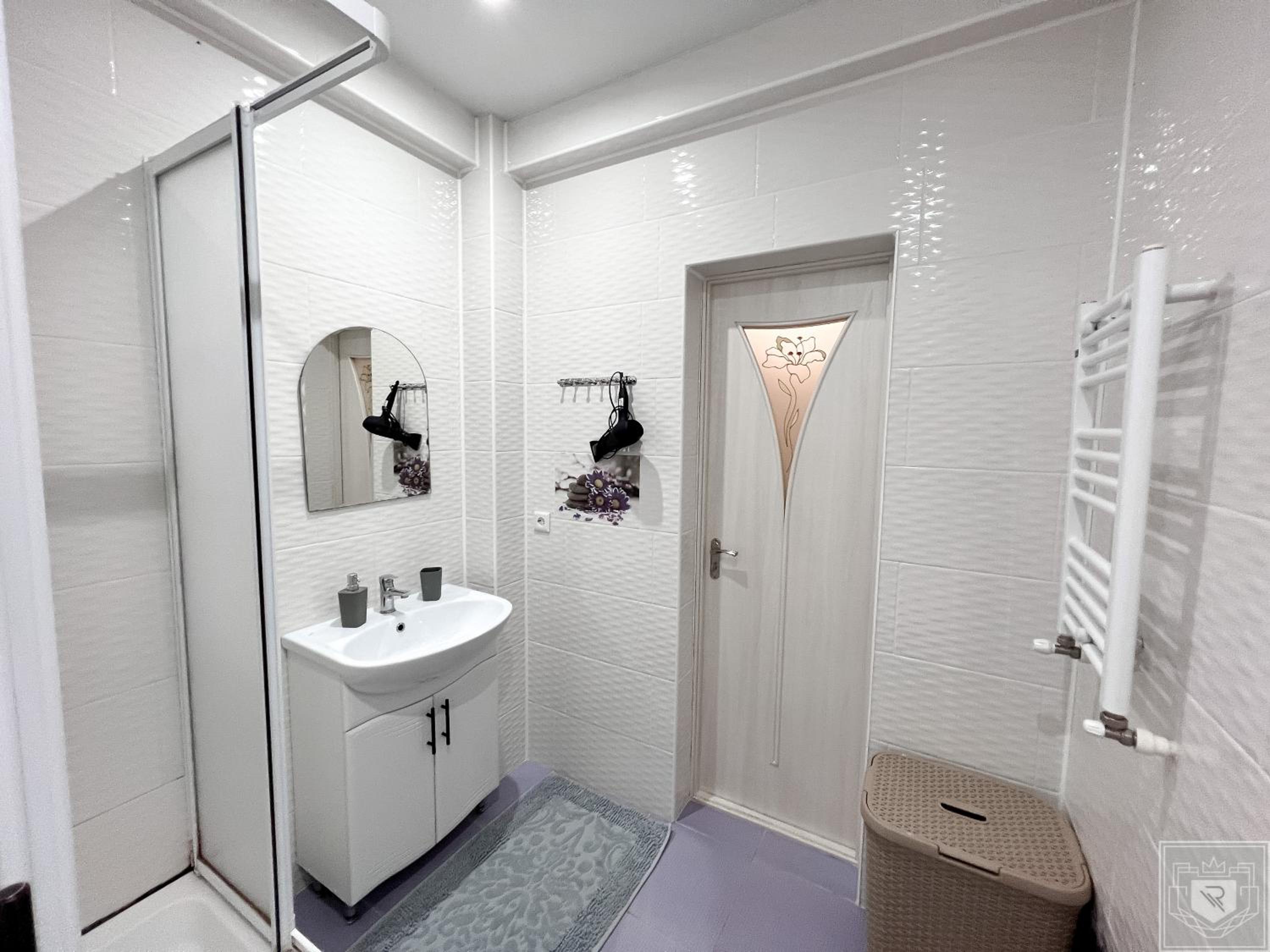 RentHouse Apartments Cozy Stay