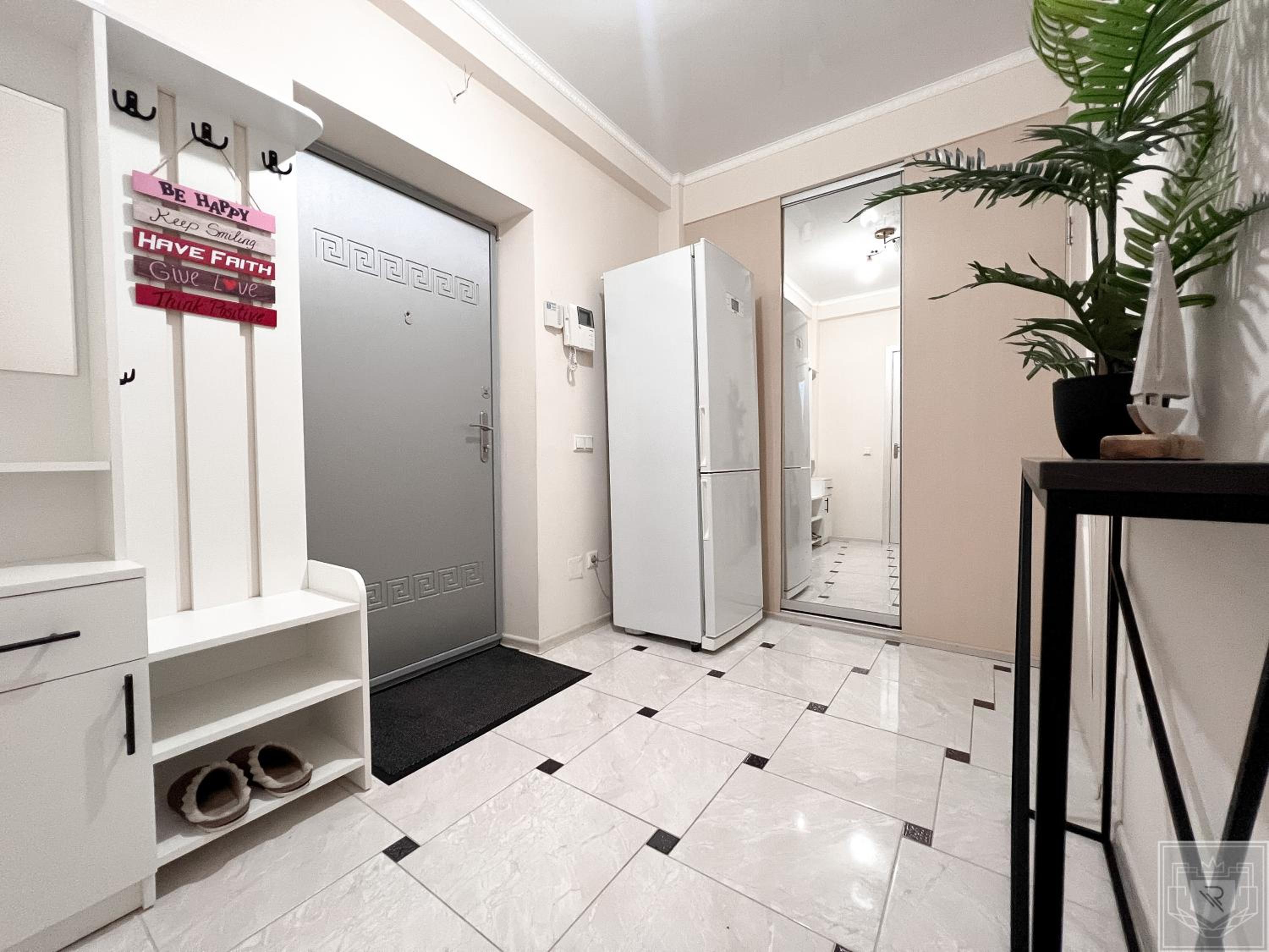 RentHouse Apartments Cozy Stay