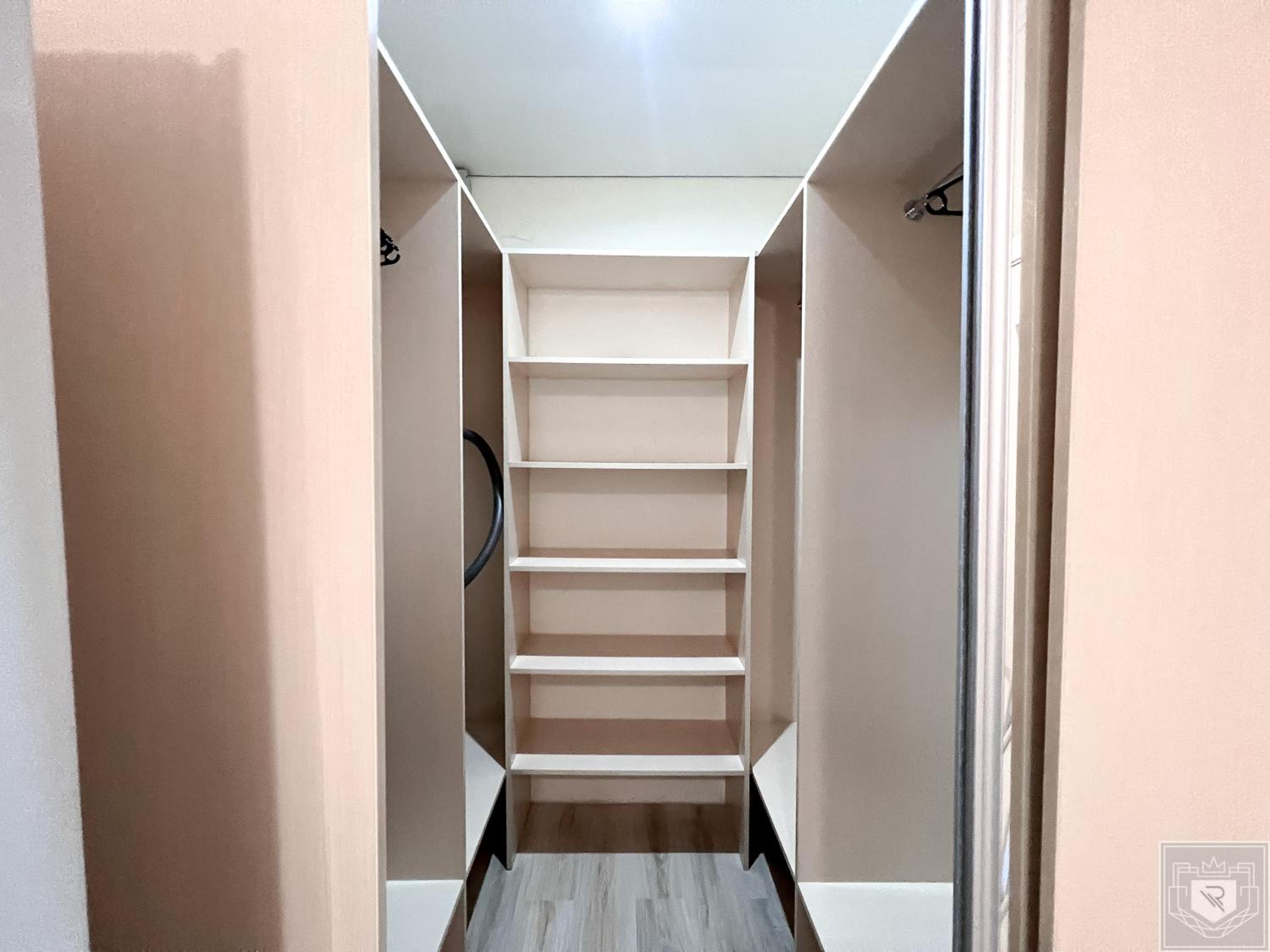 RentHouse Apartments Cozy Stay