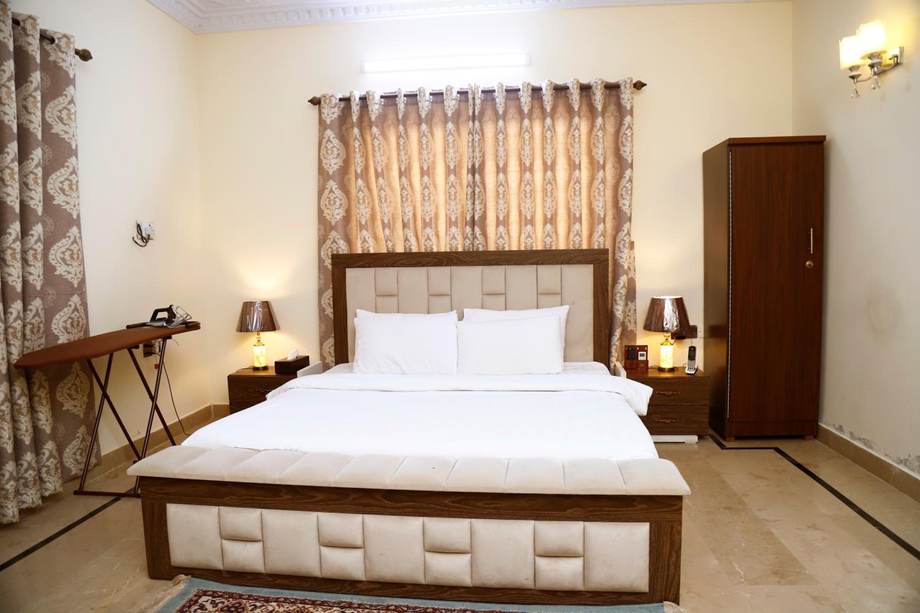 Waypoint Hotel photo 62 of 65