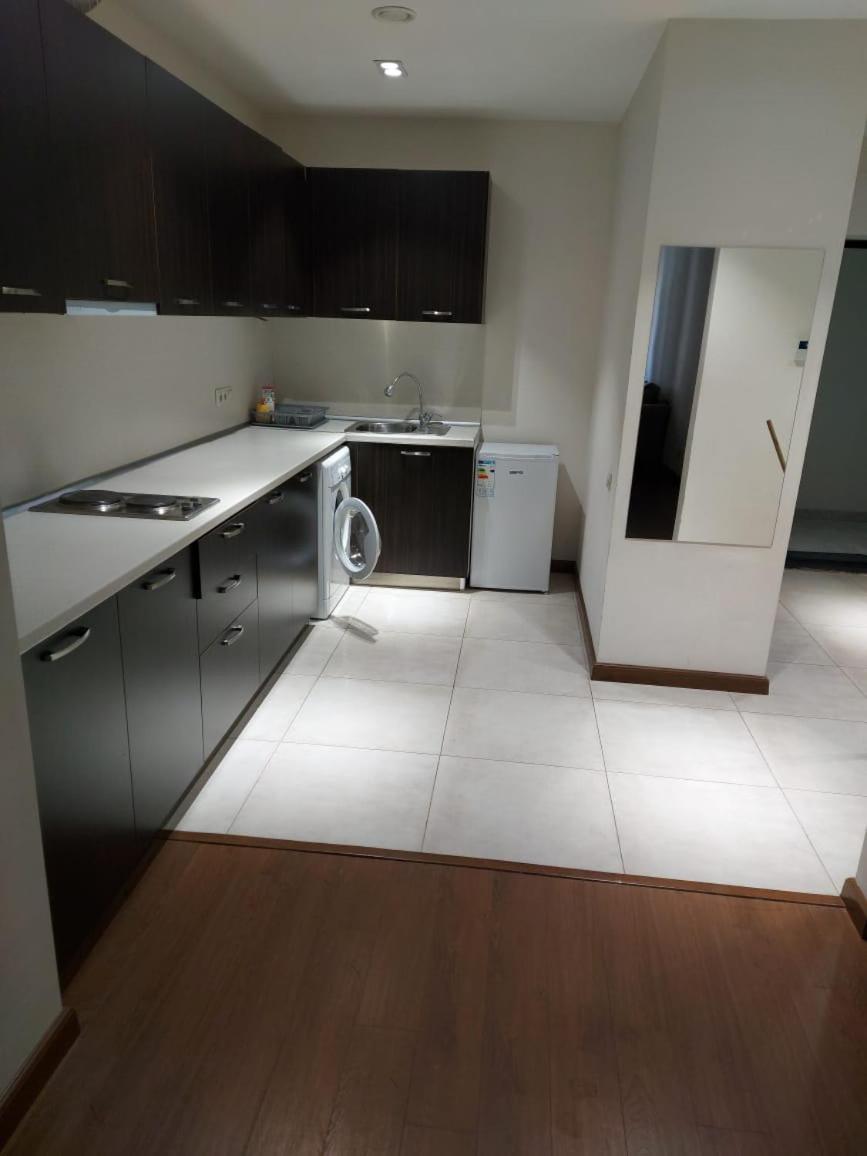 MODERN Apt,Near Opera,CENTRTE,Open Balcony