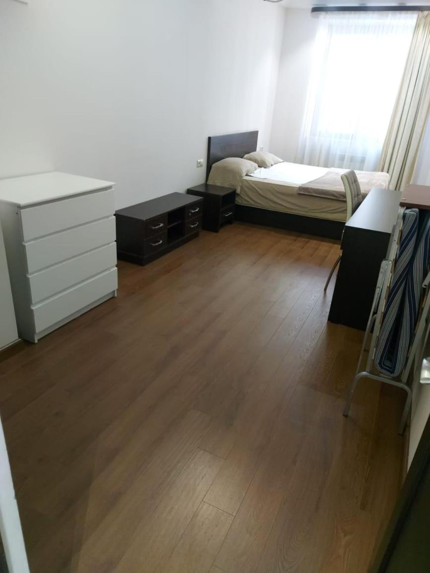 MODERN Apt,Near Opera,CENTRTE,Open Balcony