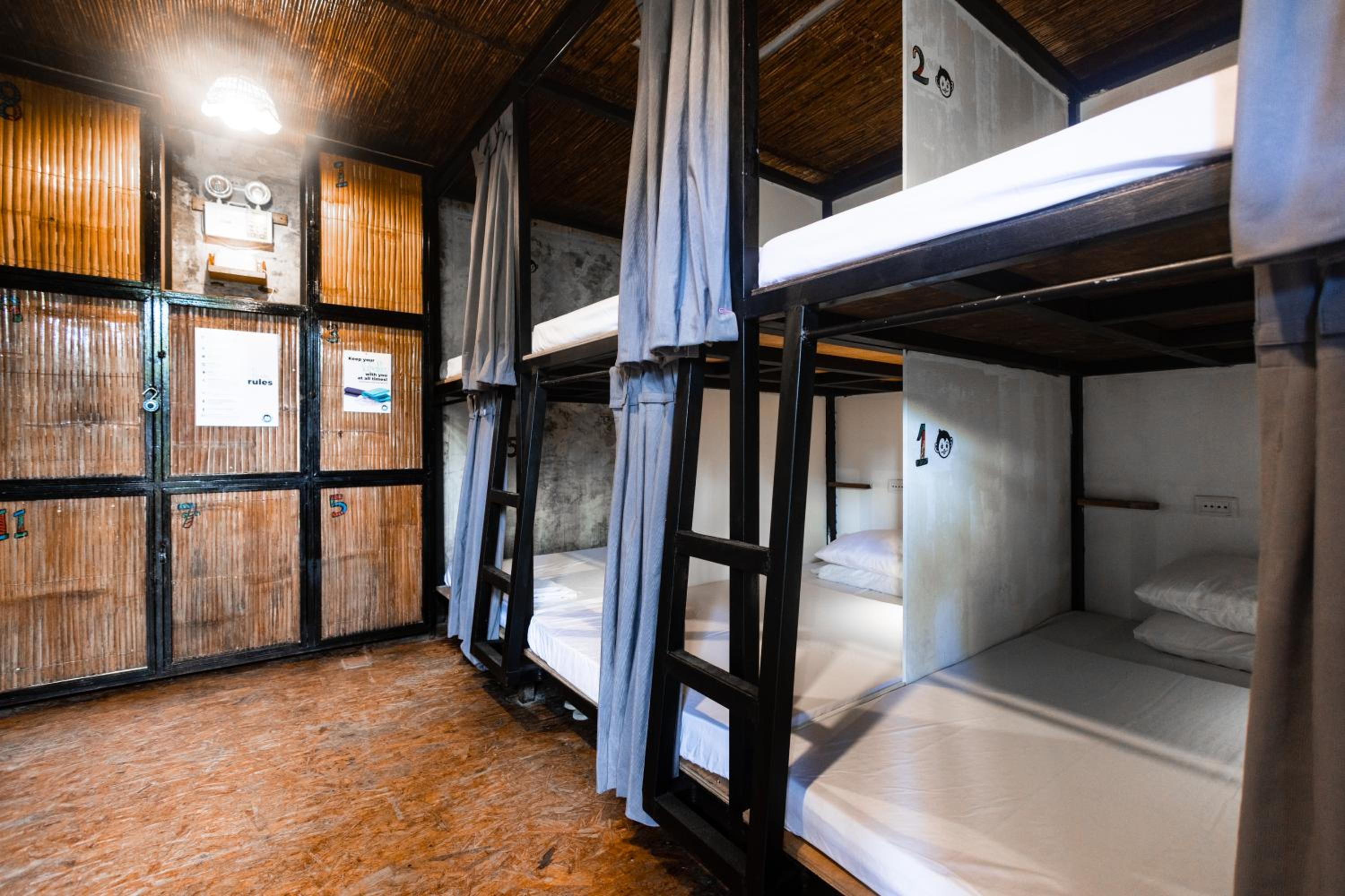 Mad Monkey Hostel Siargao 144