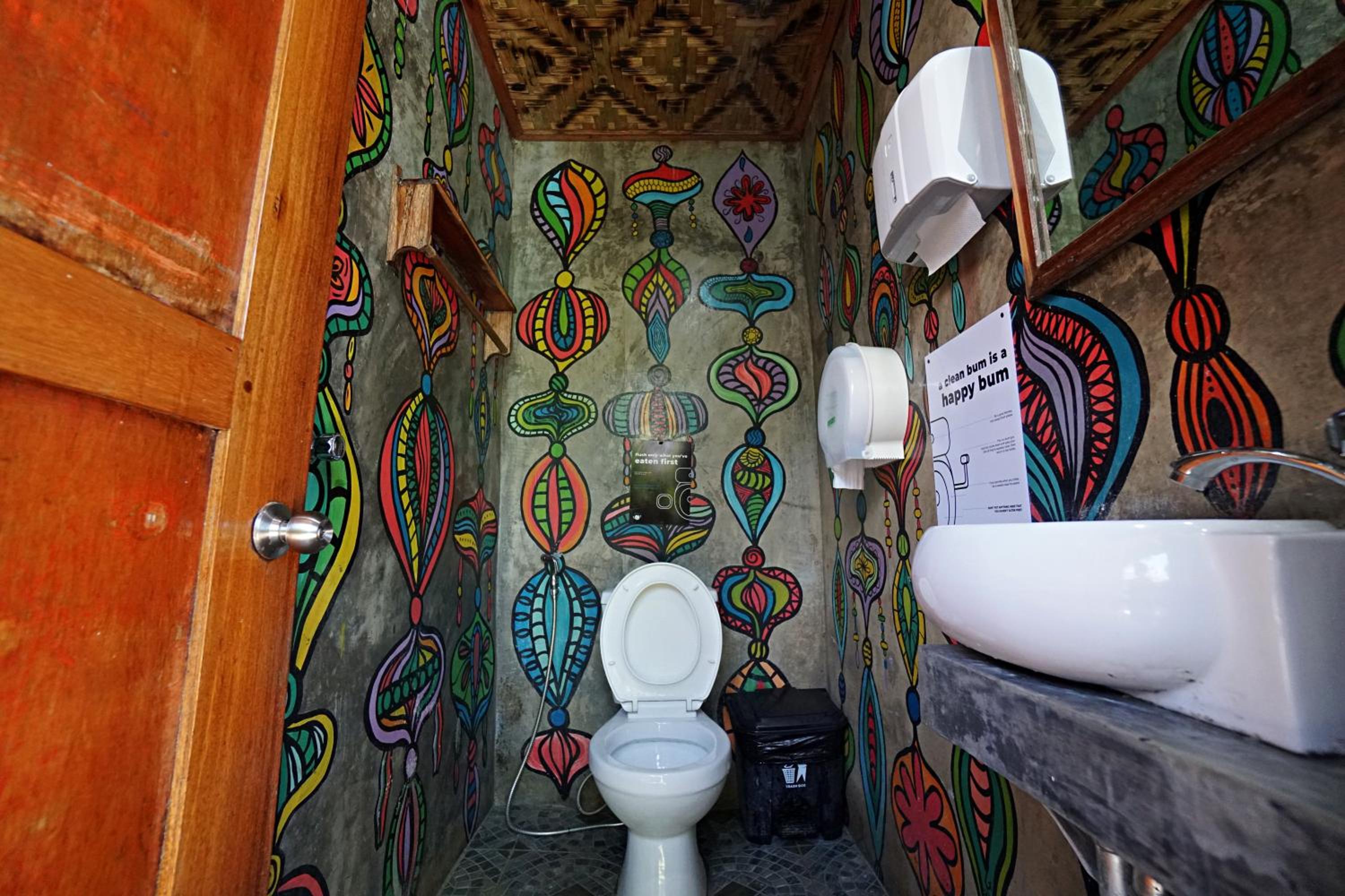 Mad Monkey Hostel Siargao 51
