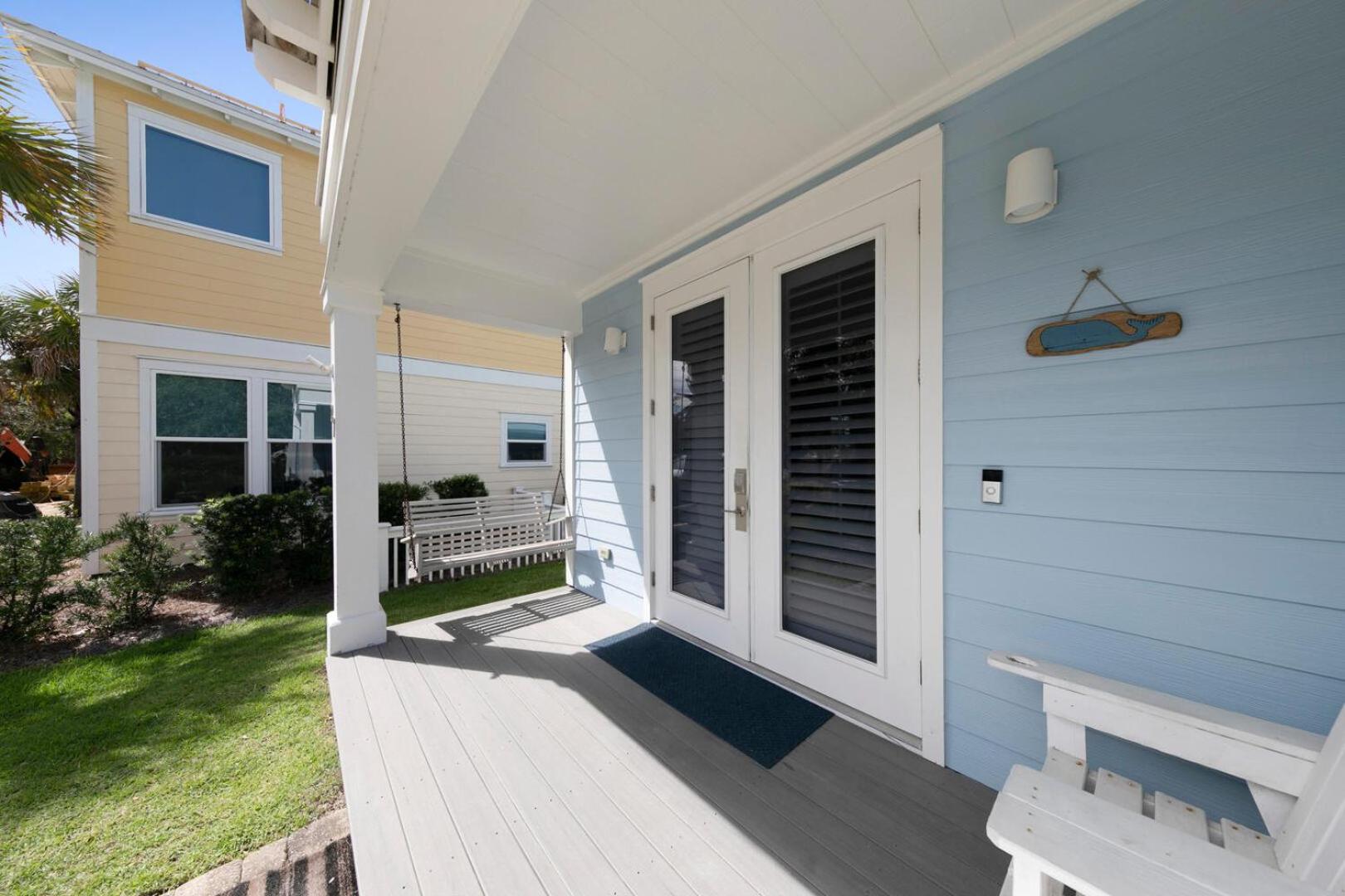 Sea Suite - Large hot tub with an easy walk to the beach view 4