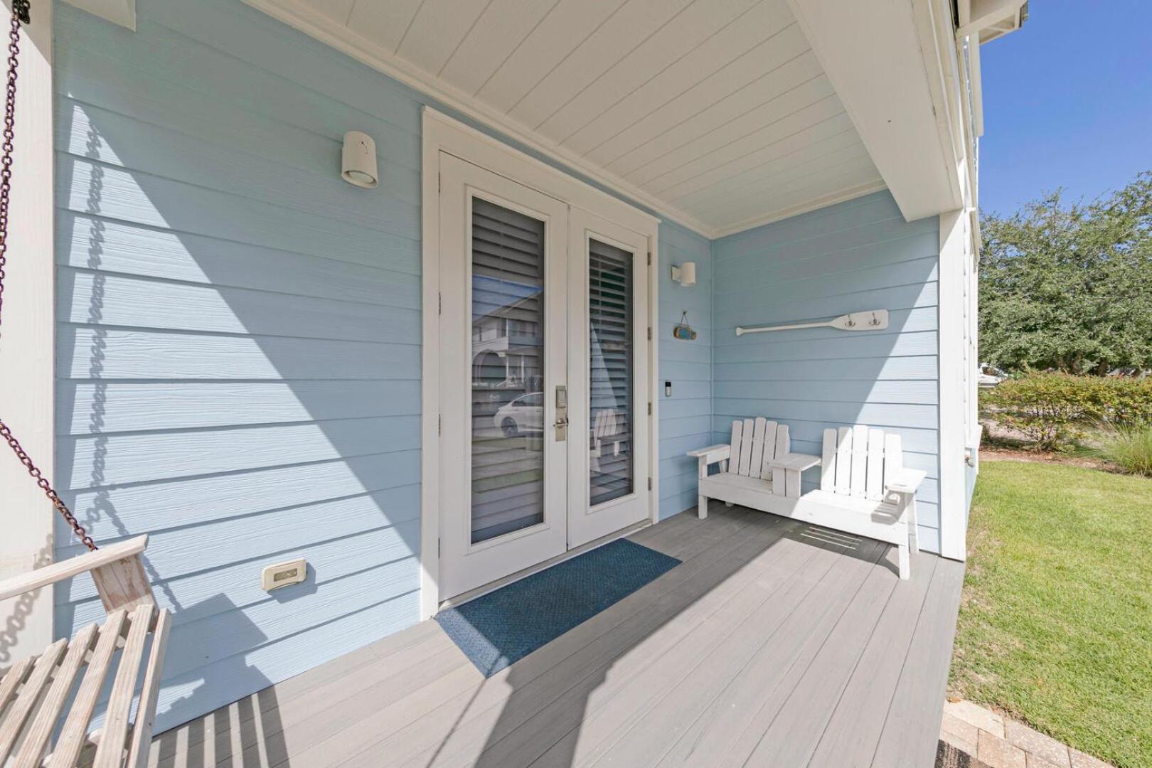 Sea Suite - Large hot tub with an easy walk to the beach view 2
