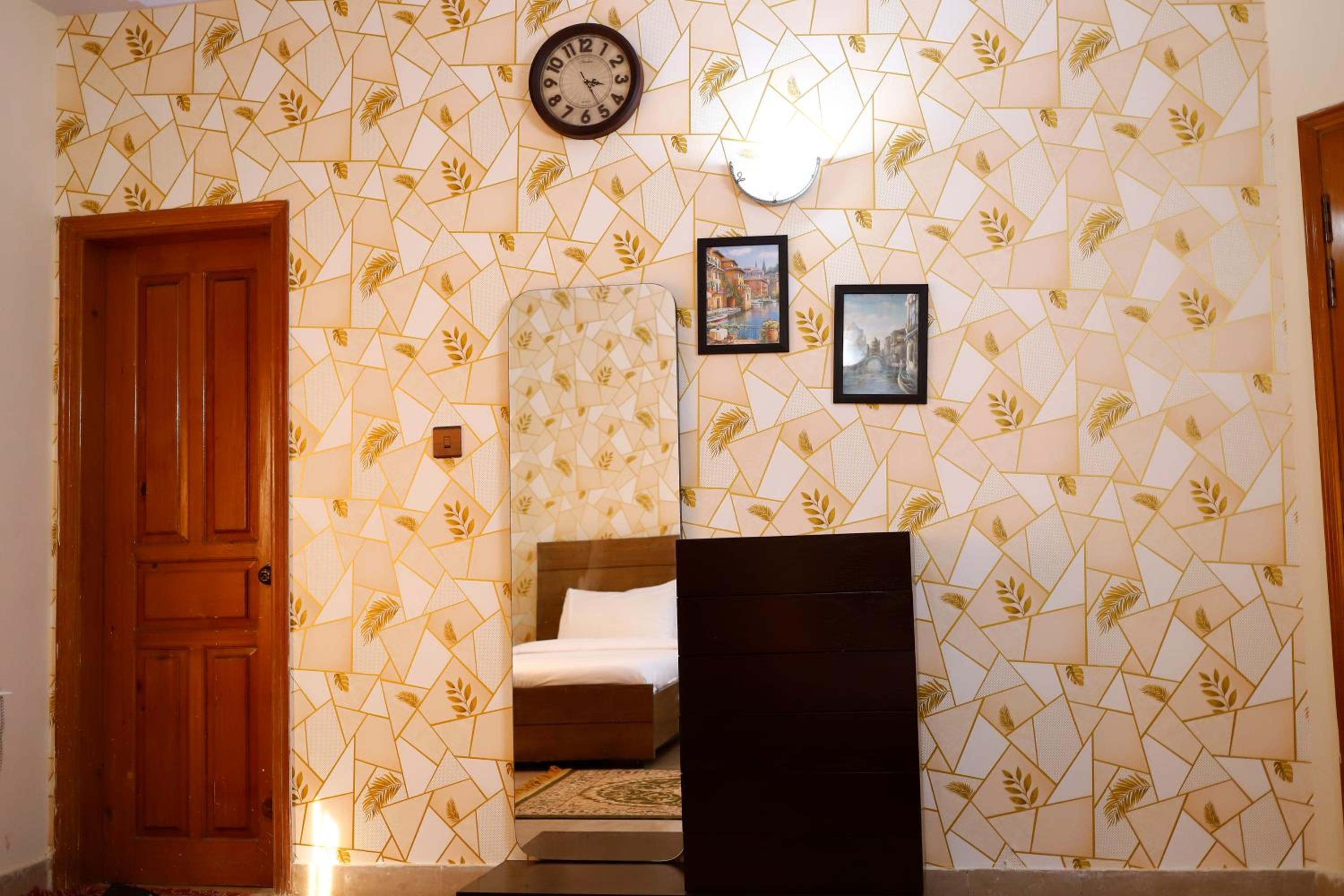 Waypoint Hotel photo 12 of 65