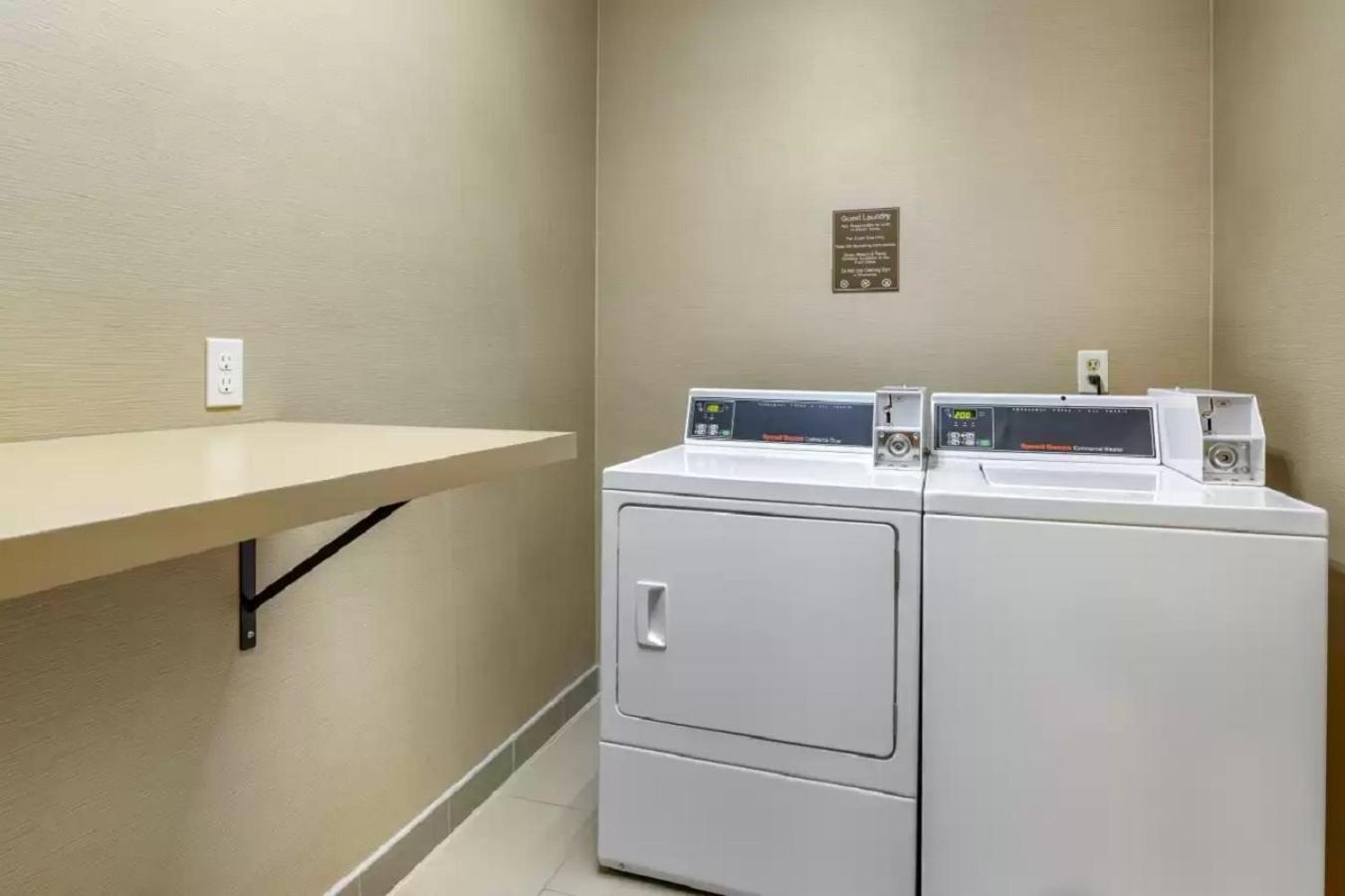 Comfort Inn La Porte view 3