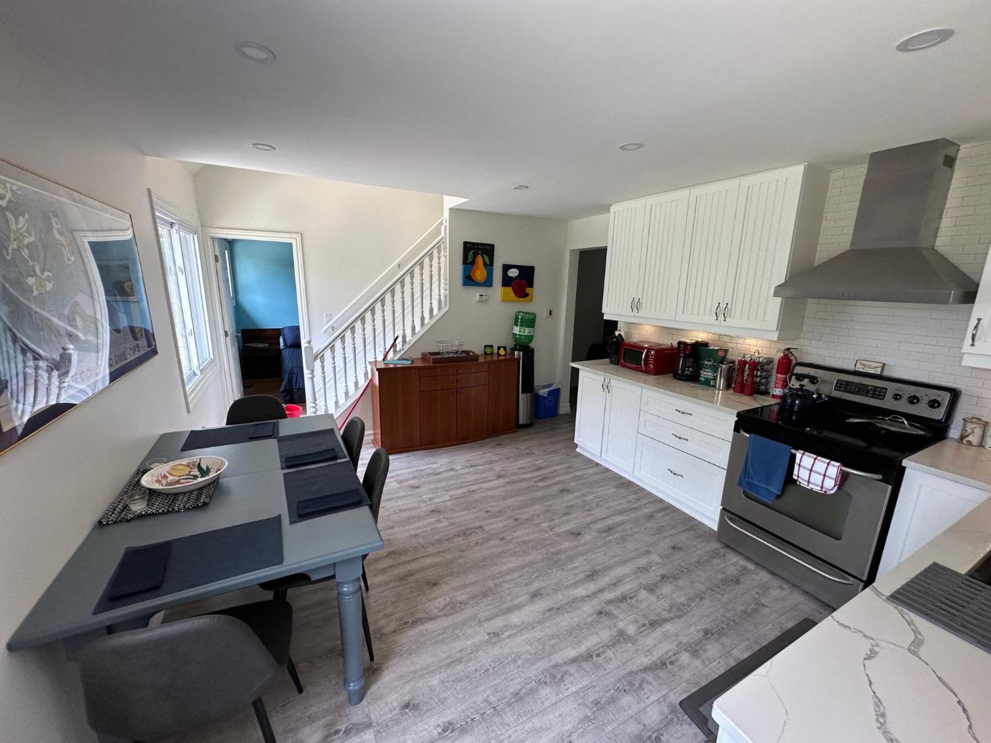 Large home steps from Presqui'le Provincial Park
