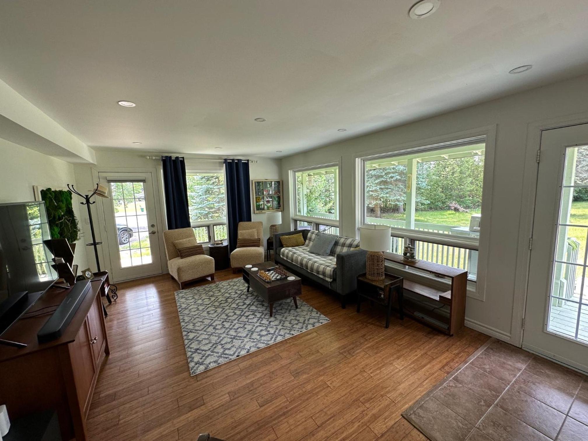 Large home steps from Presqui'le Provincial Park