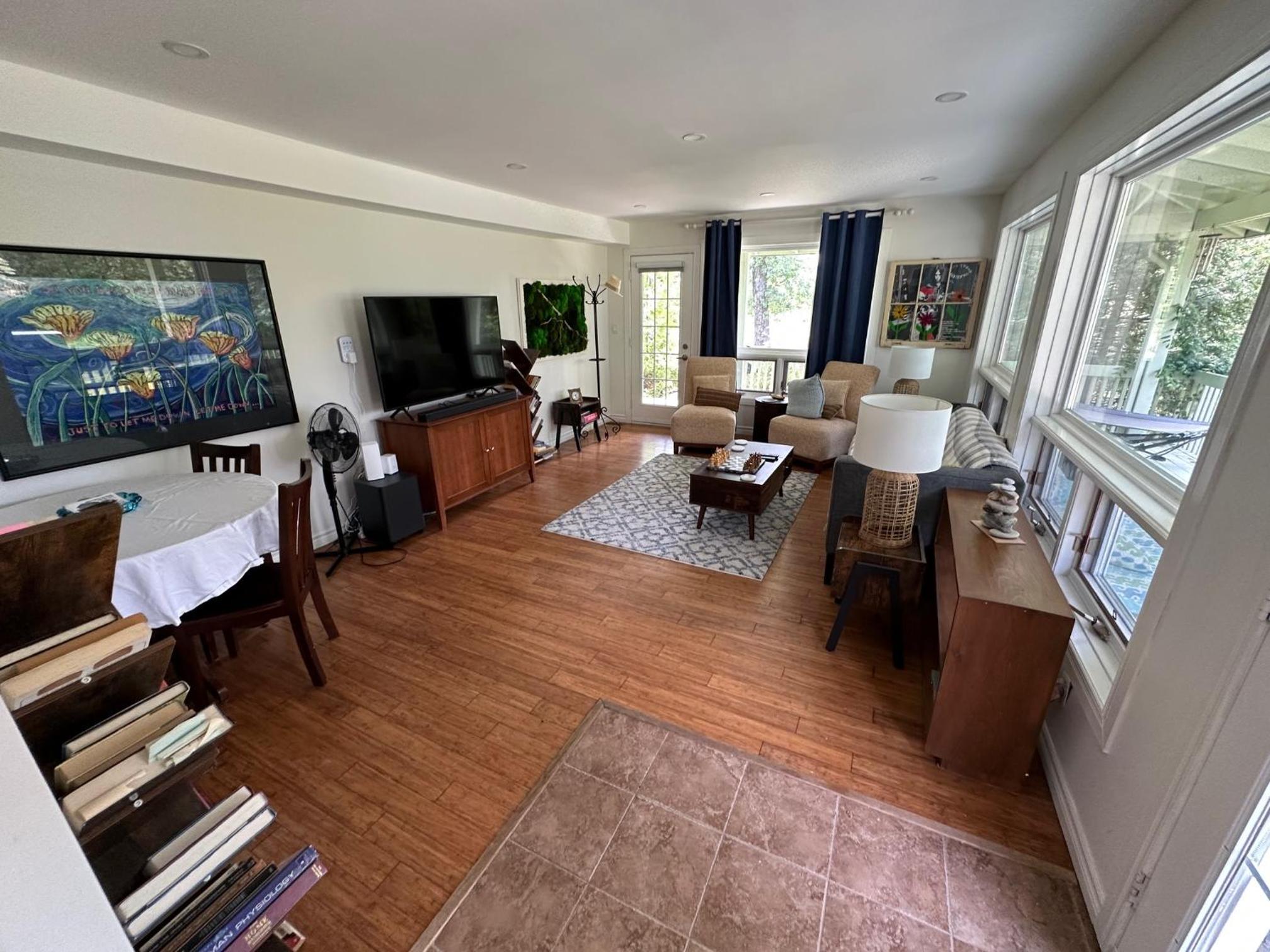 Large home steps from Presqui'le Provincial Park