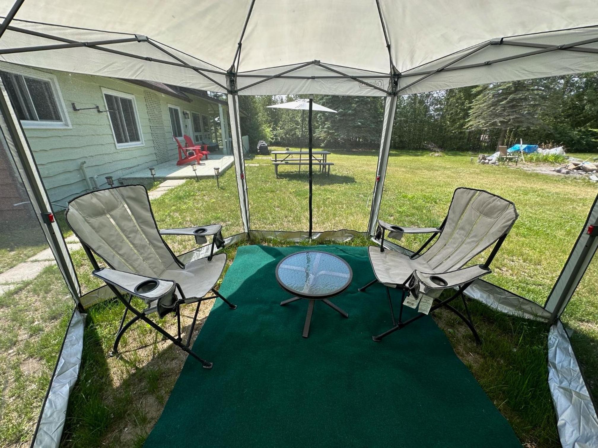 Large home steps from Presqui'le Provincial Park