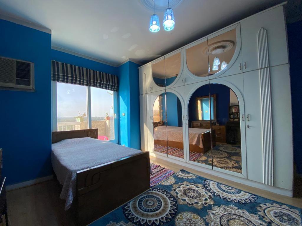 Tamara's Grand Egyptian Museum & Pyramids view 3BR Entire Apartment