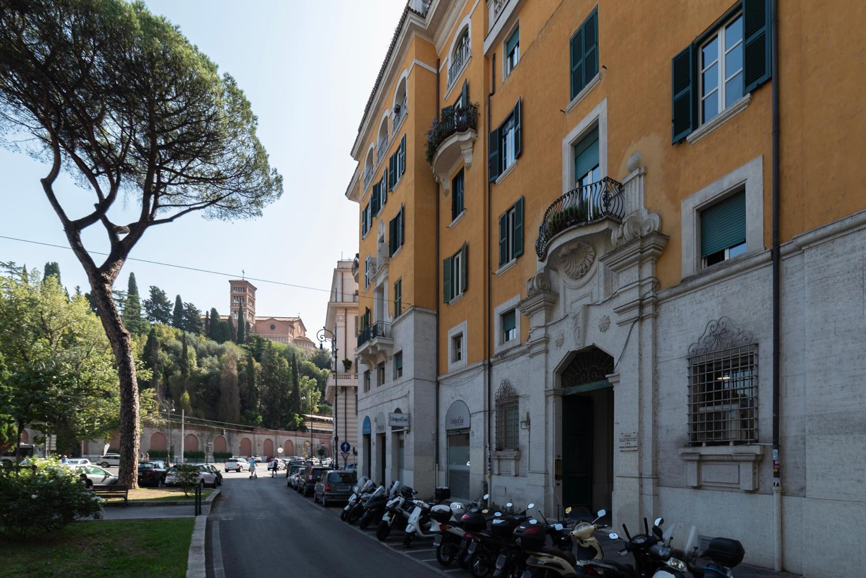 GuestHost - Suite dell'Emporio