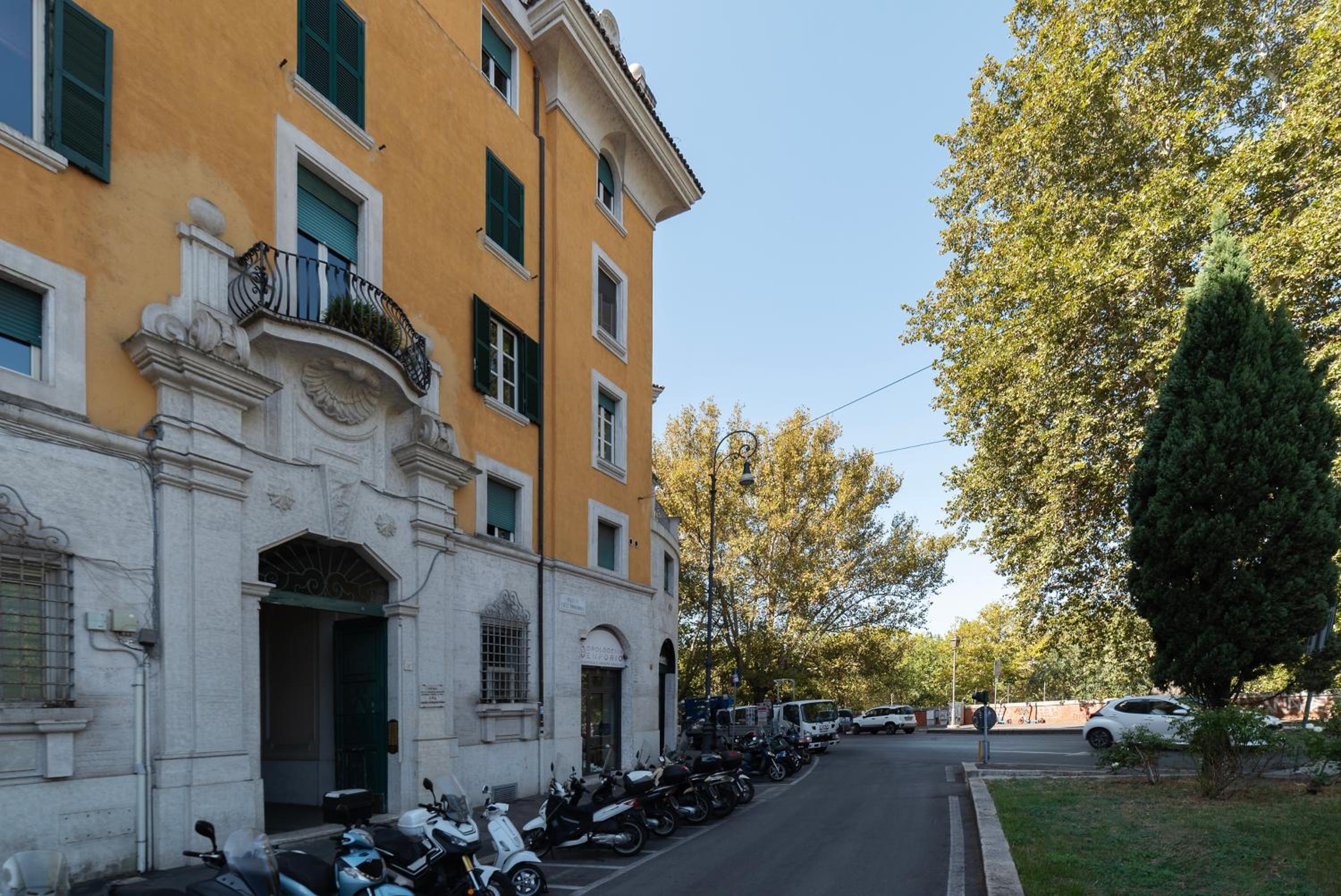 GuestHost - Suite dell'Emporio
