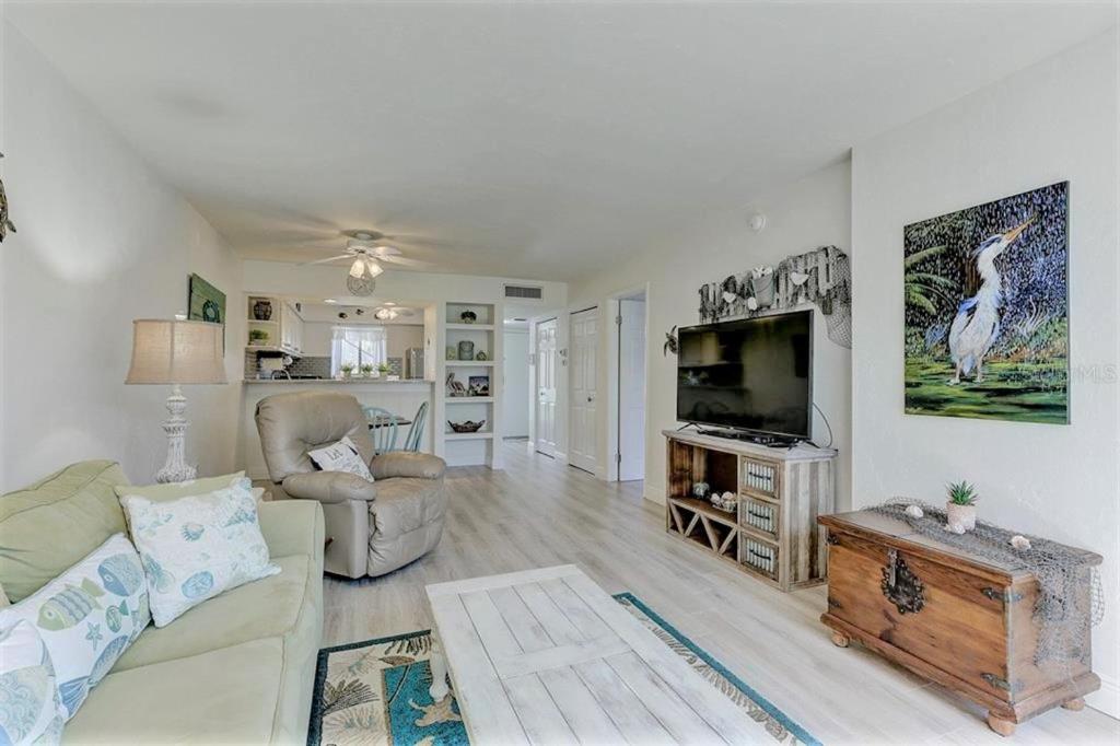Resort Style Condo by the Beach with Heated Pool at Runaway Bay view 5