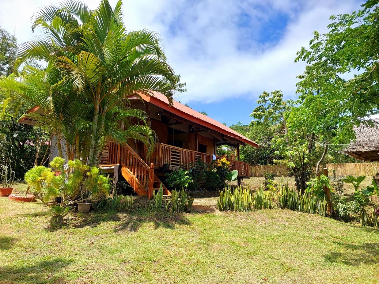 B&R Hostel Nagtabon