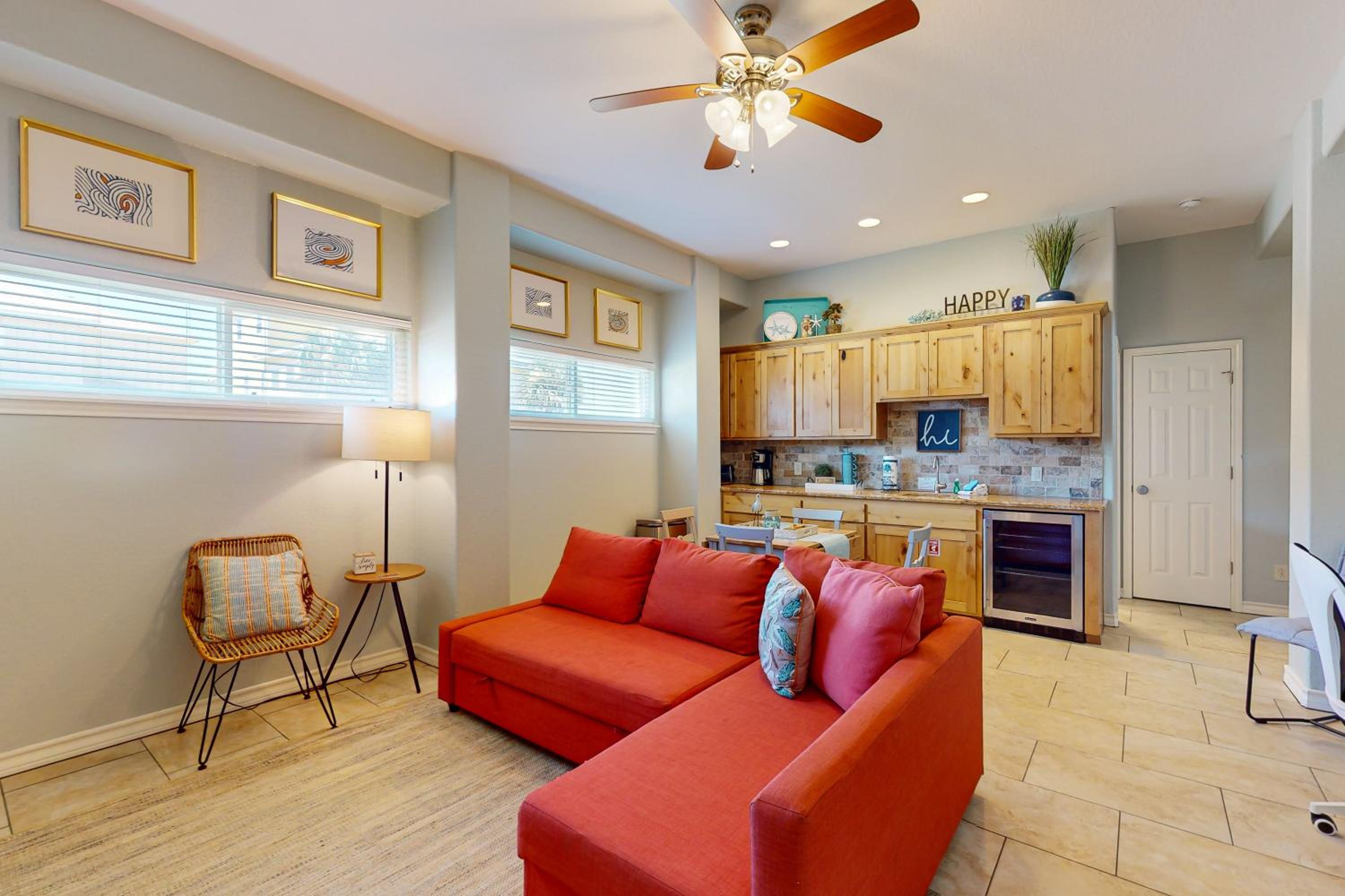 PZV623 HydroTherapy, Private Heated Pool, Pet Friendly, Golf Cart Included view 4