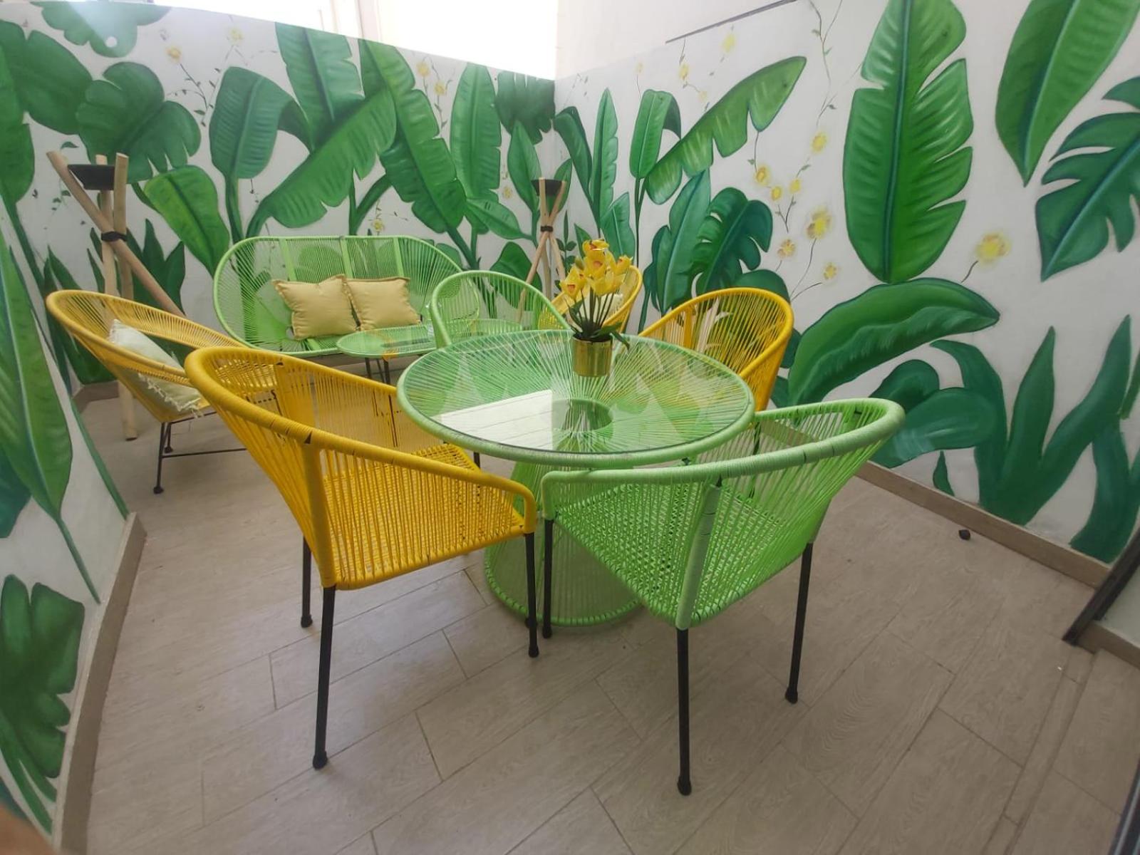 lounge