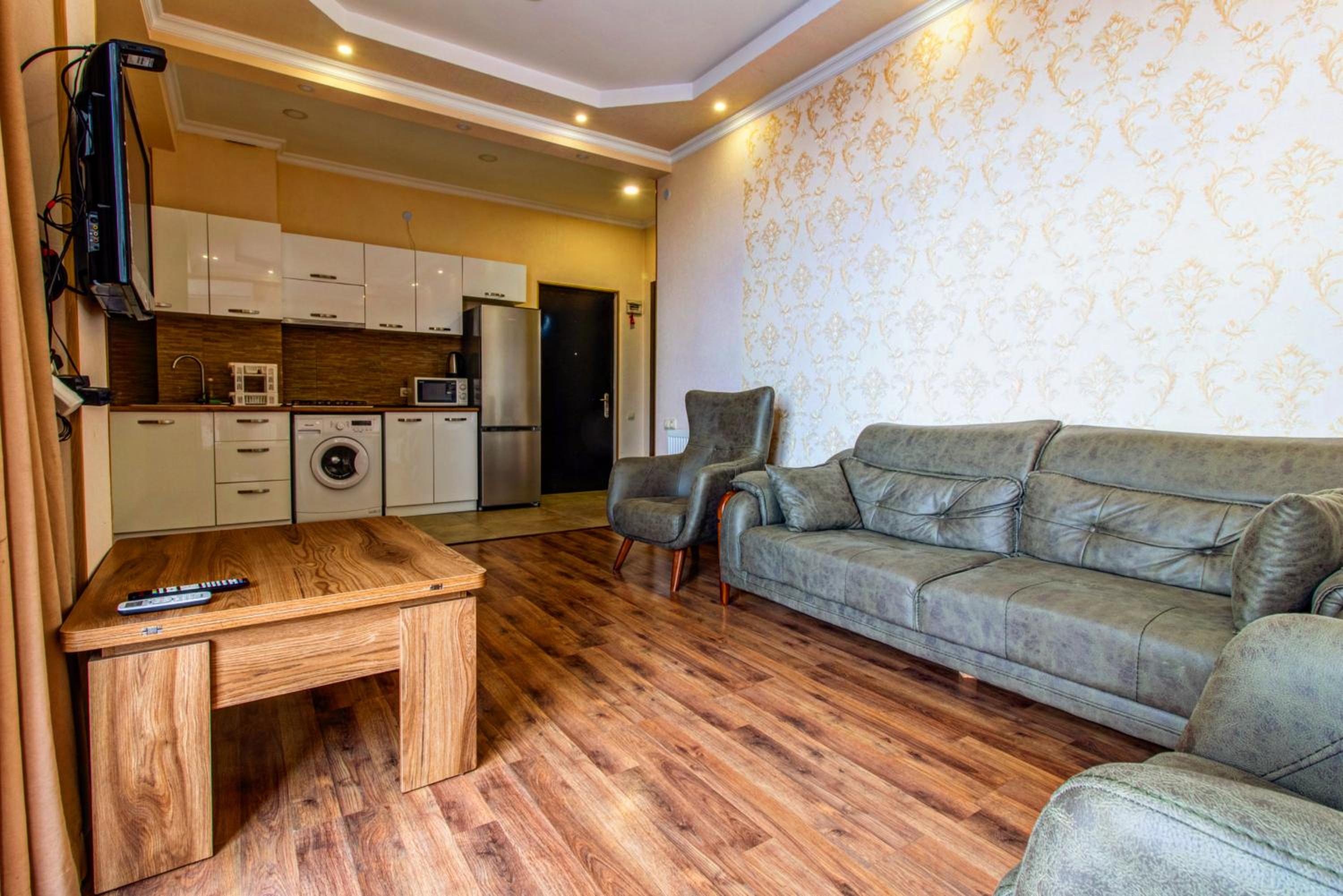 Comodo Apartment 2 view 2