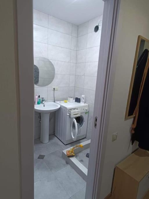 Apartment in Politovskaia st view 3