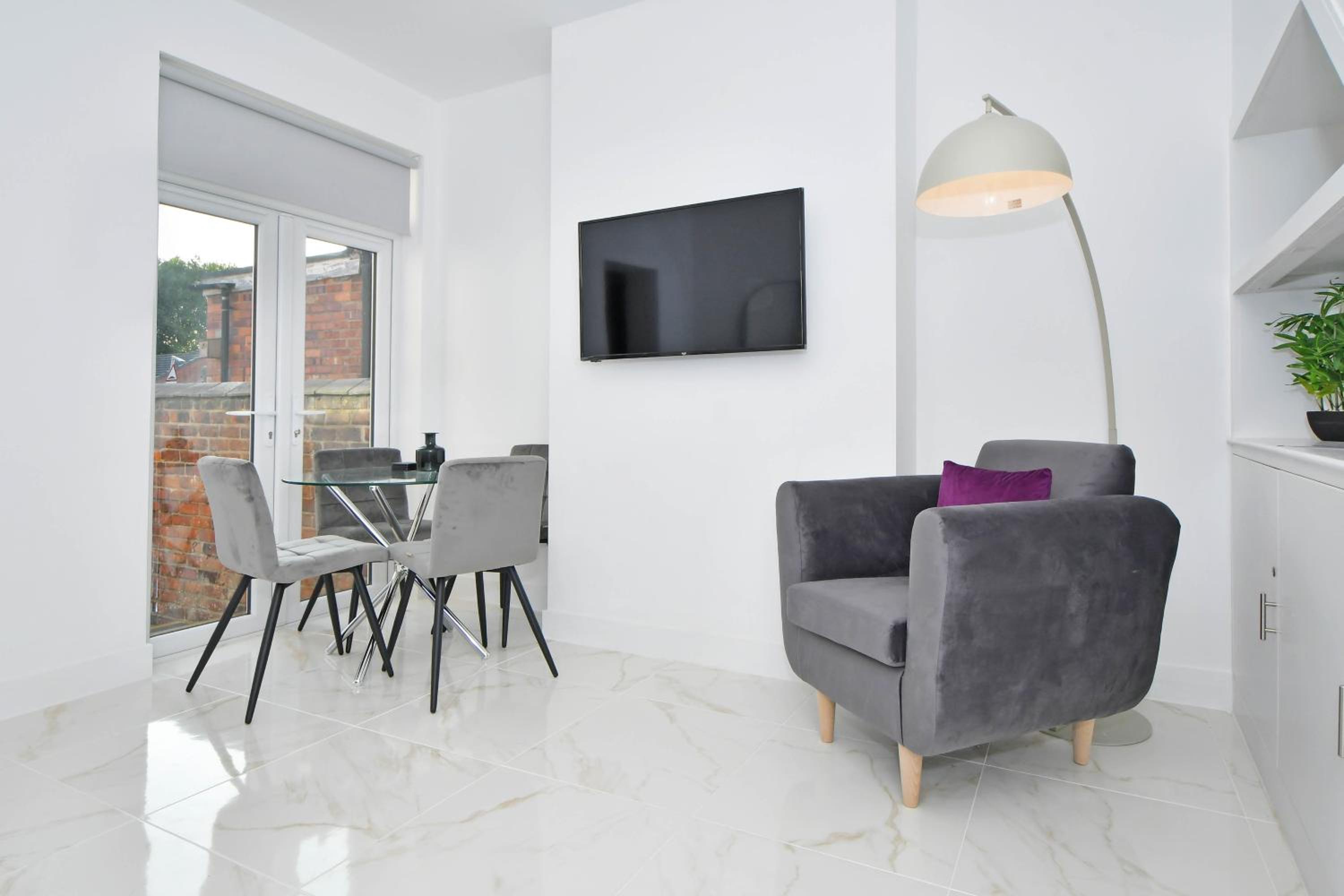 Unity House by YourStays view 5