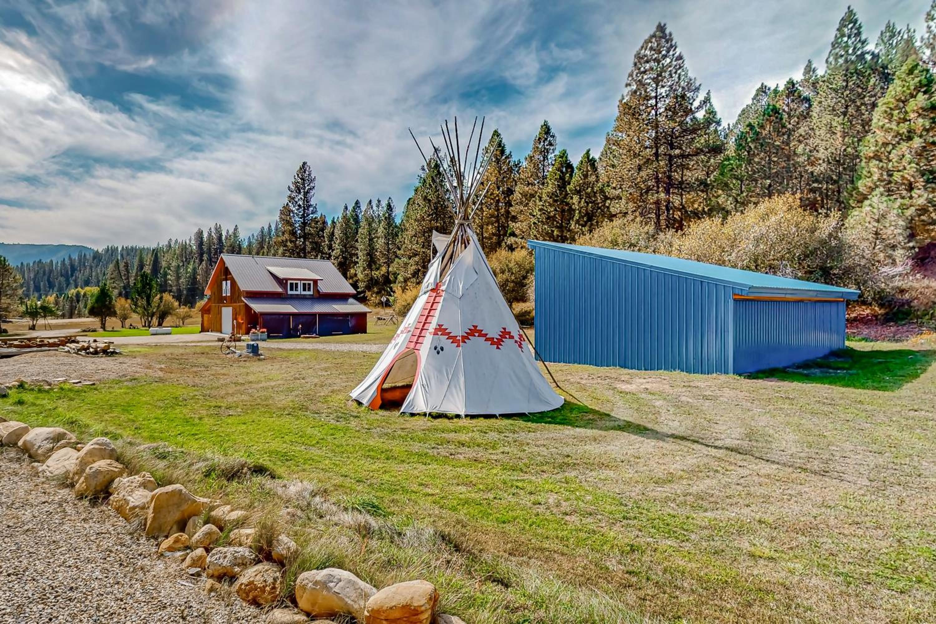 Rustic Cabin with Decks and Hot Tub in Garden Valley!