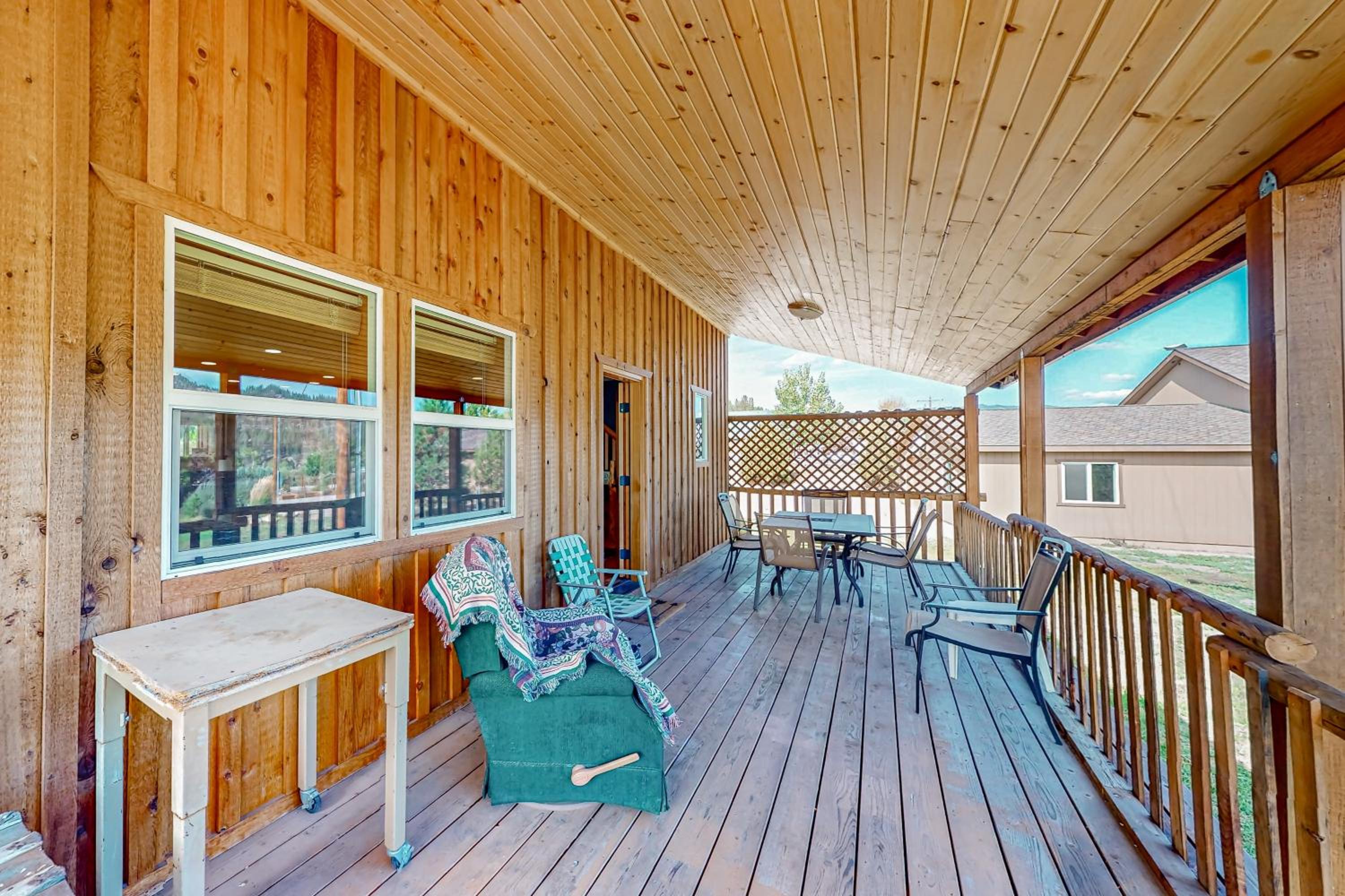 Rustic Cabin with Decks and Hot Tub in Garden Valley!