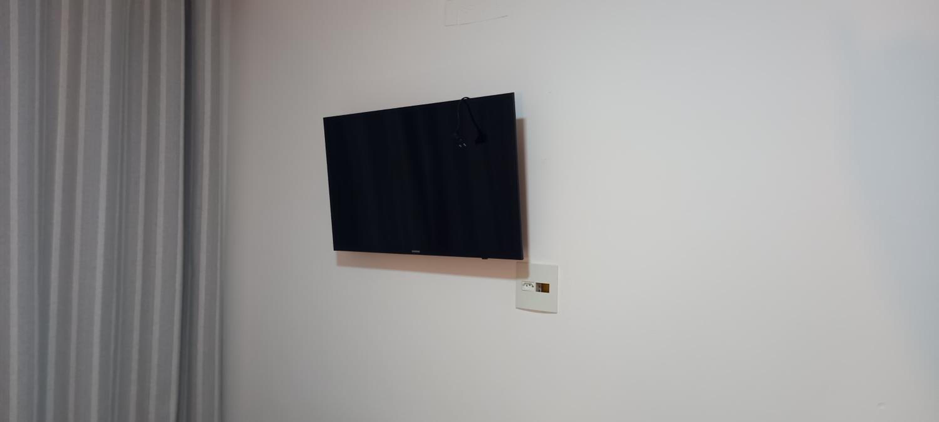 Apartamento Le Quartier - no centro, dois quartos, wi-fi, garagem, piscina, ar-condicionado, jacuzzi, sauna, etc