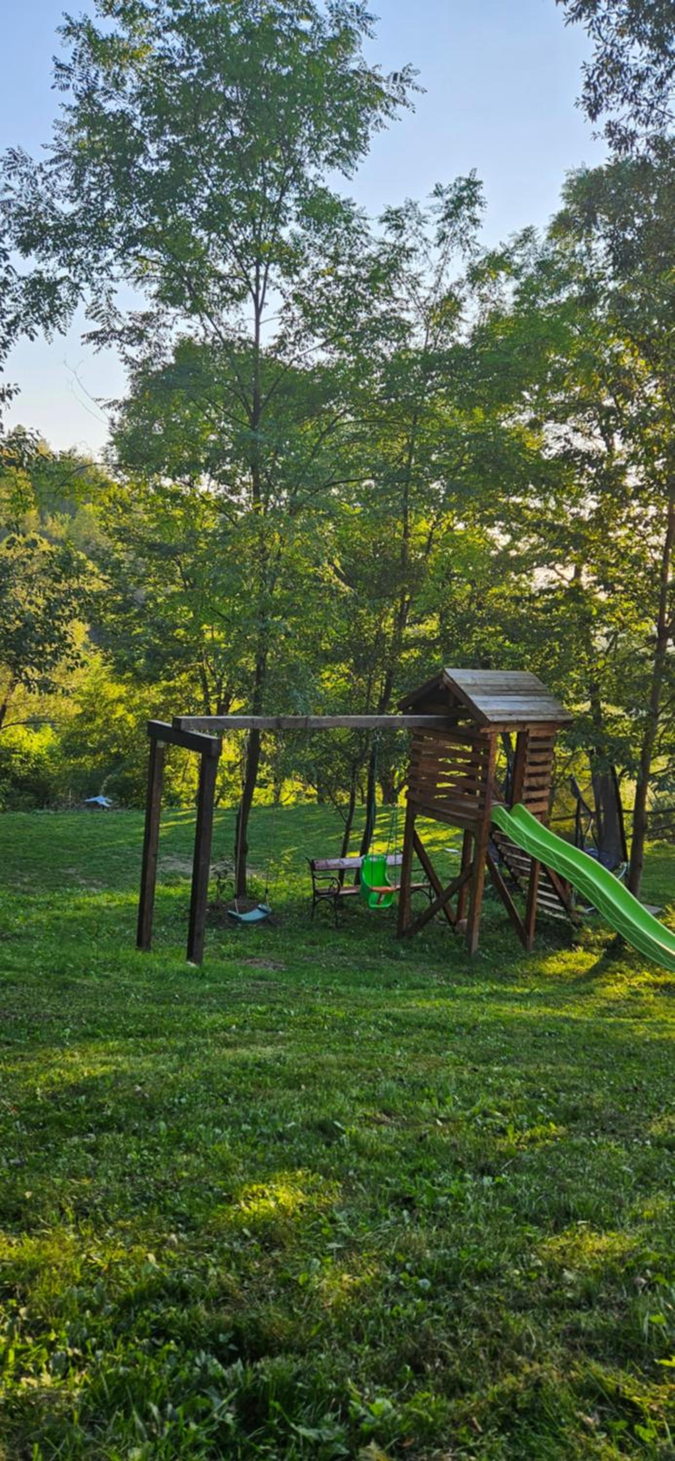 Forest House Doftana