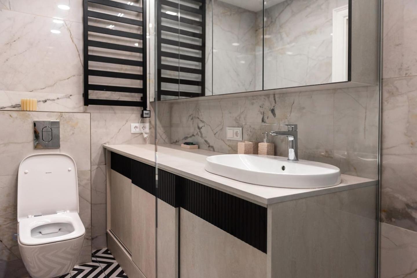 Historical City Center Apartment Zalgiris Arena view 2