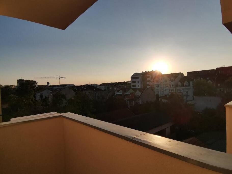 Apartman Luminii