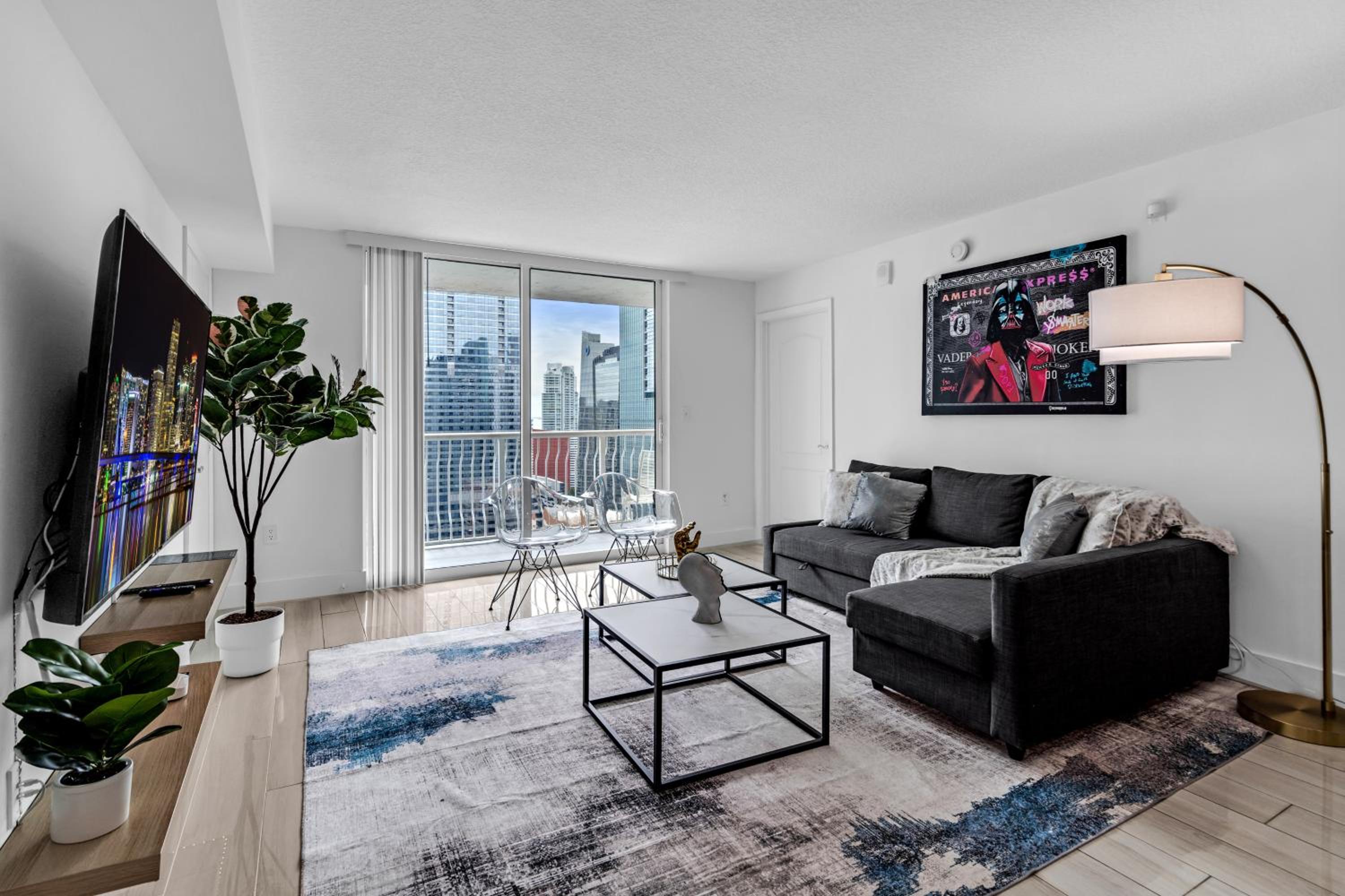 LUX 2B/2B Brickell - Free Parking