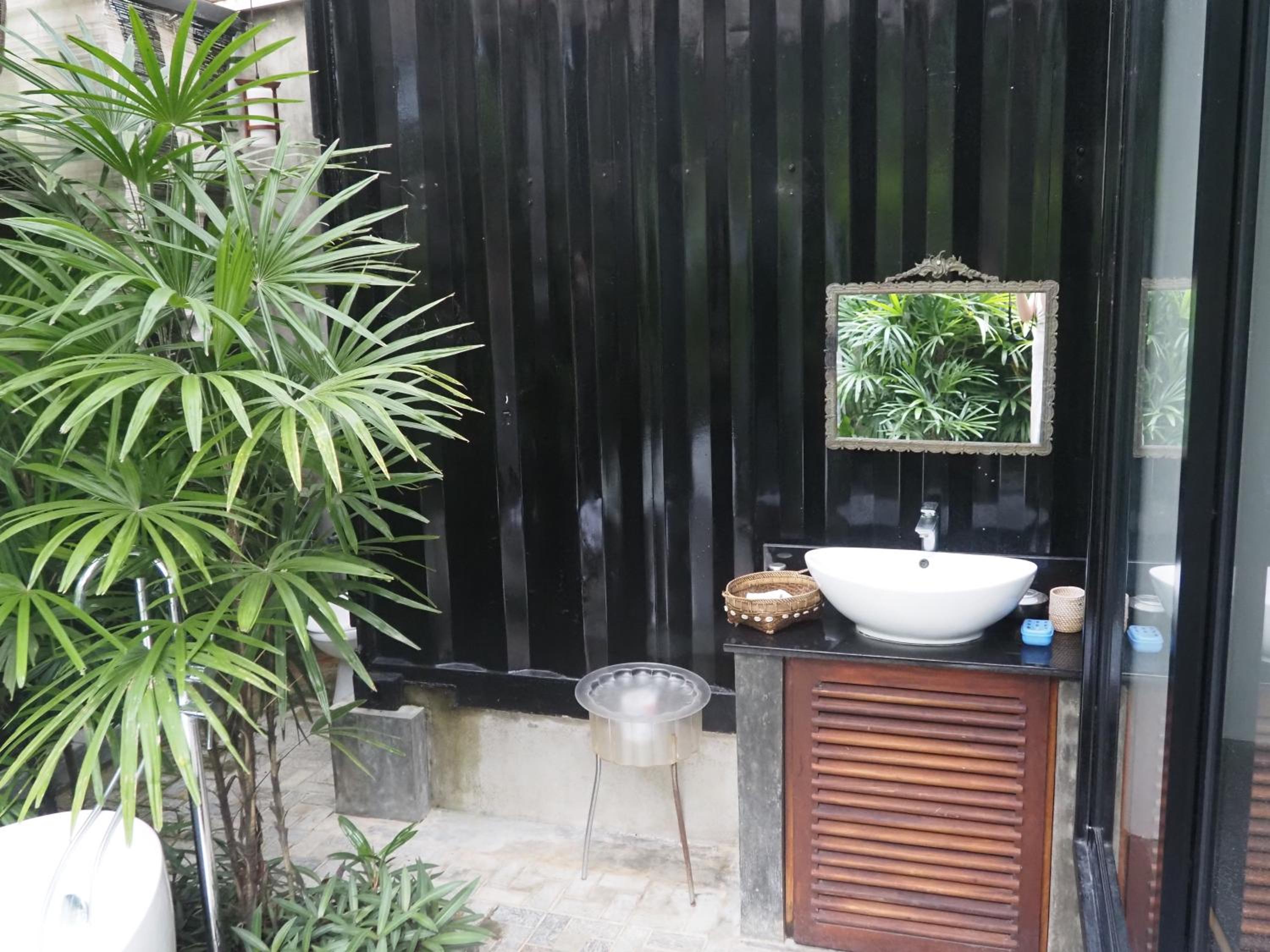 Licuala Luxury Jungle Bungalows