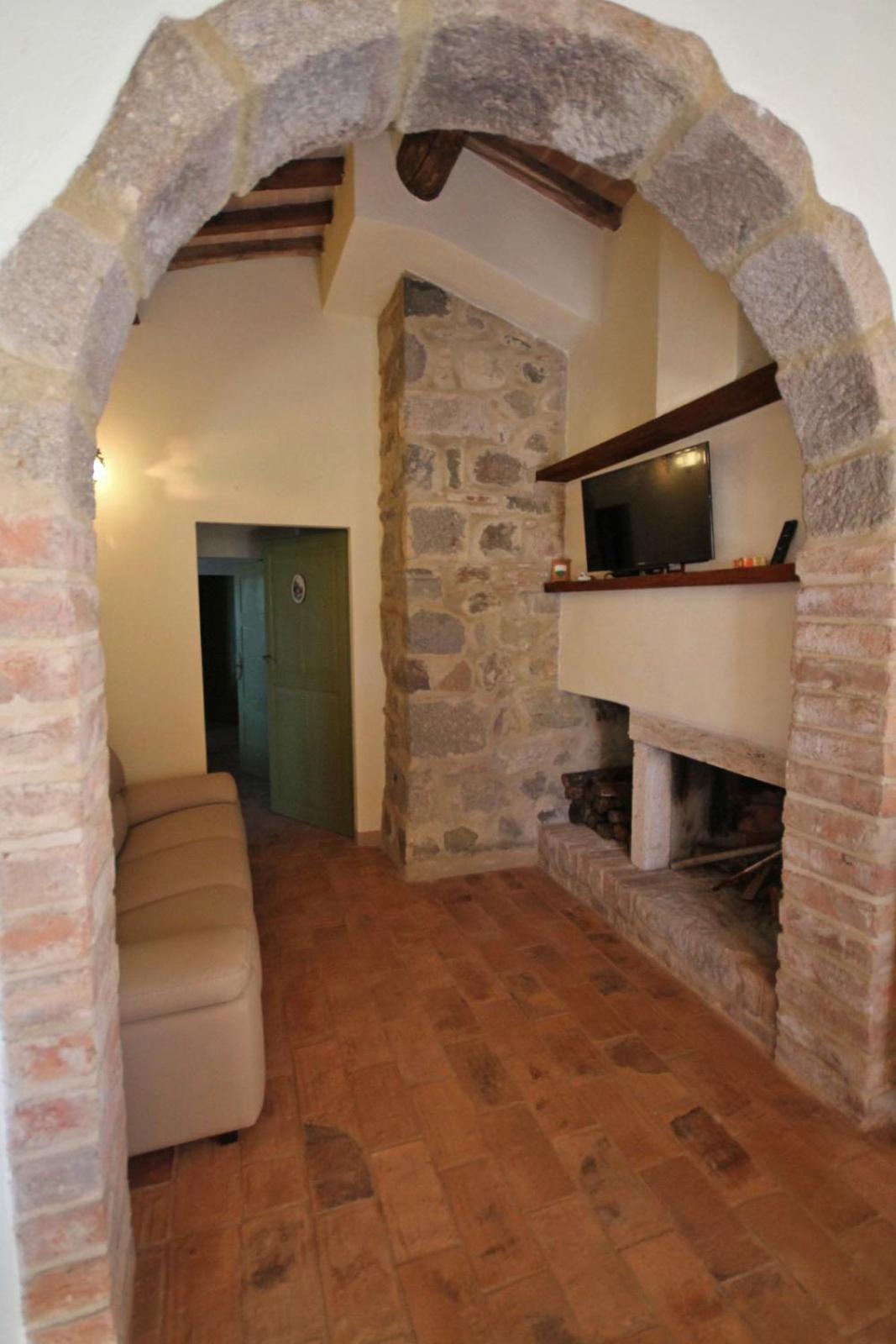 Casetta del Pozzo view 4