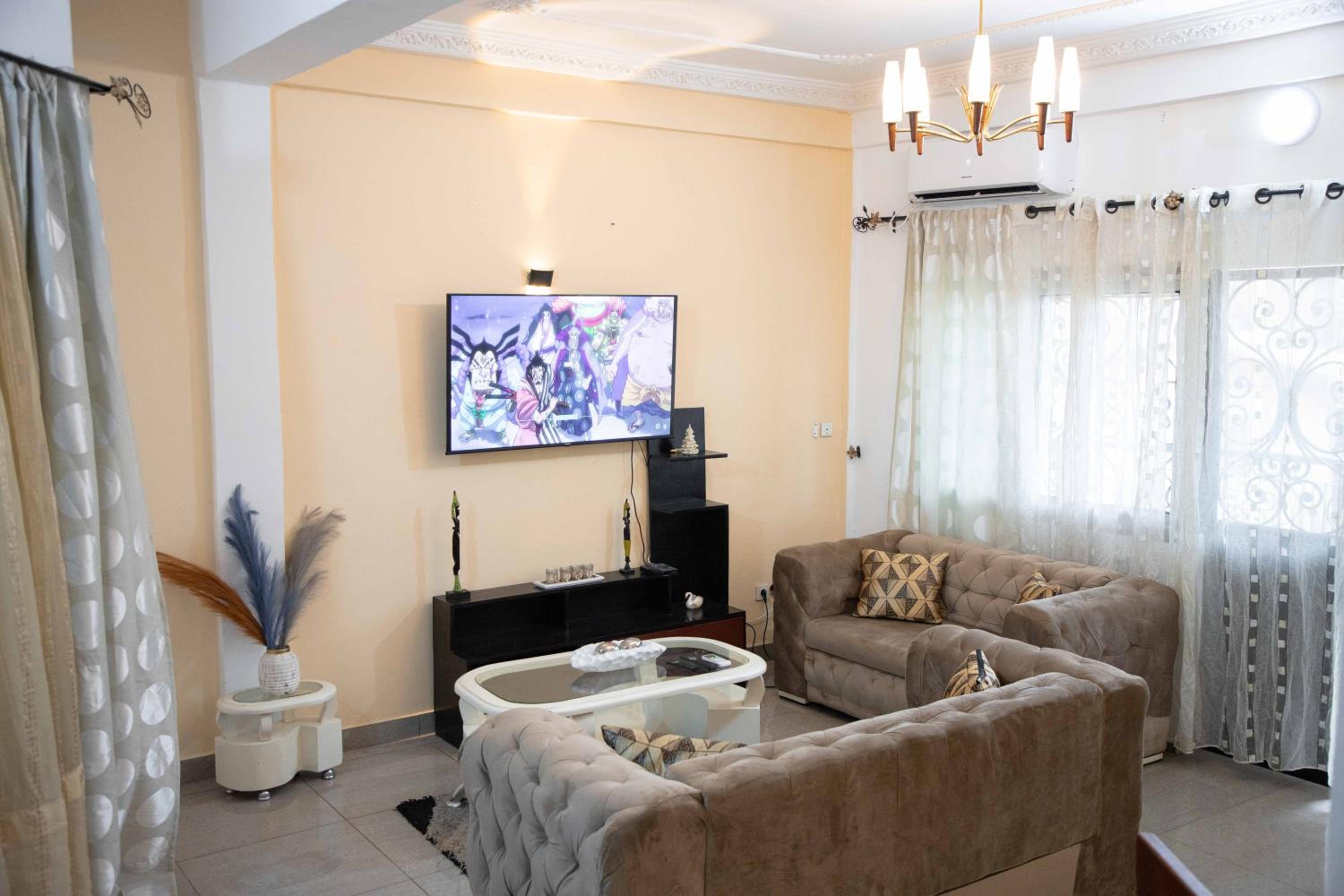 Hypo Guest Lounge
