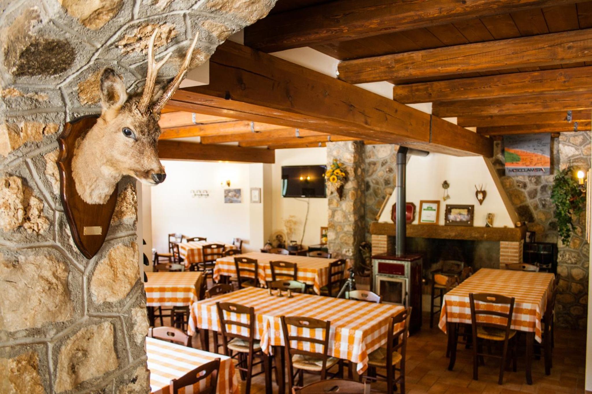 Al Peschio Pizzuto Agriturismo view 4