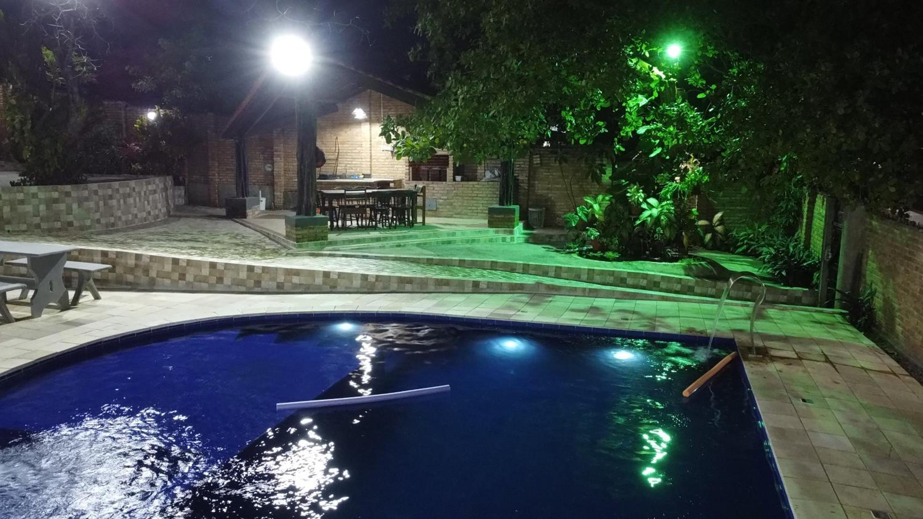 Casa inteira, com sauna, piscina ozonizada, praia Enseada dos Corais, Cabo de Santo Agostinho, Pernambuco, Brasil