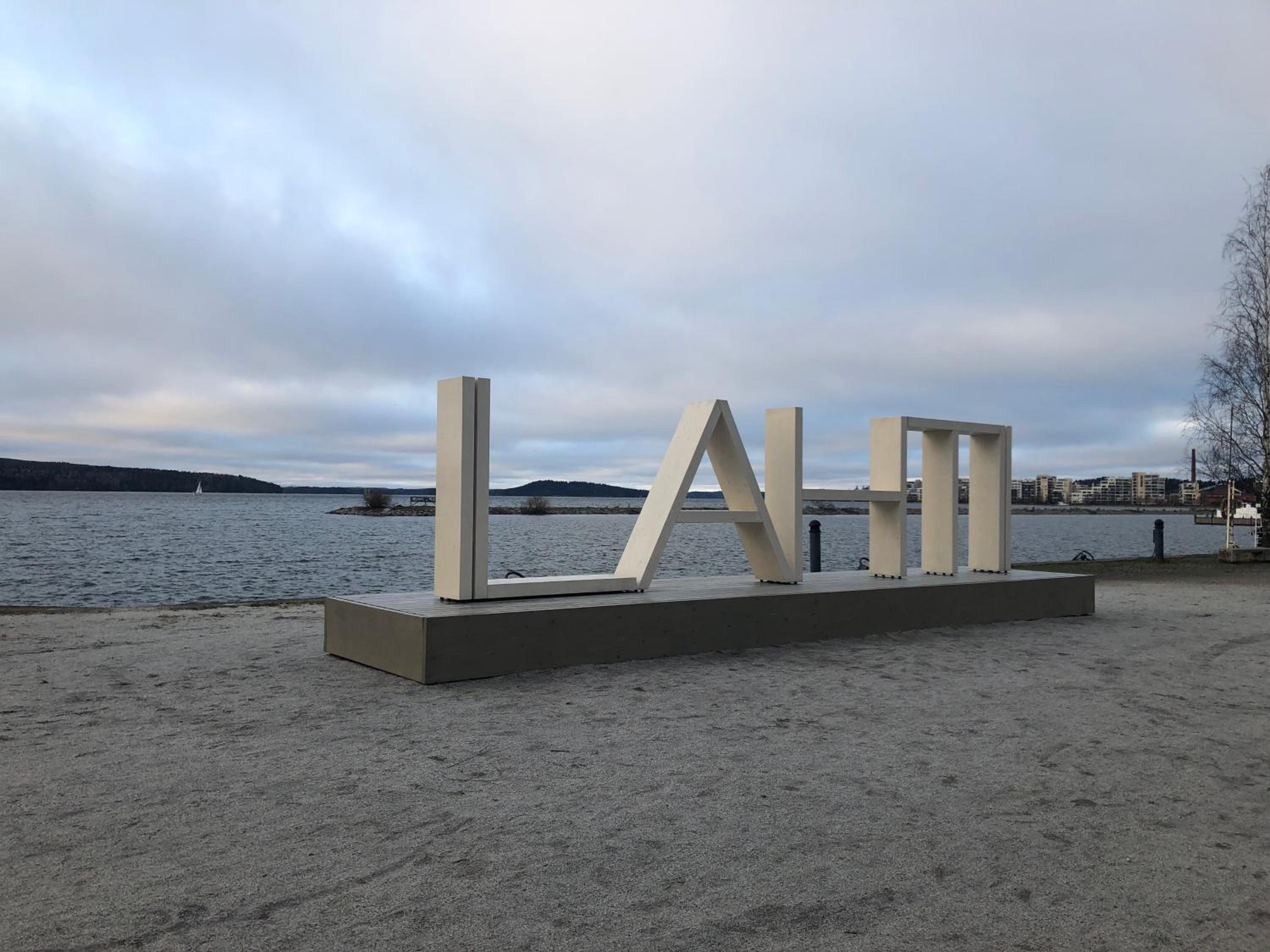 Ilmastoitu 55 m2 huoneisto saunalla Lahden satamassa