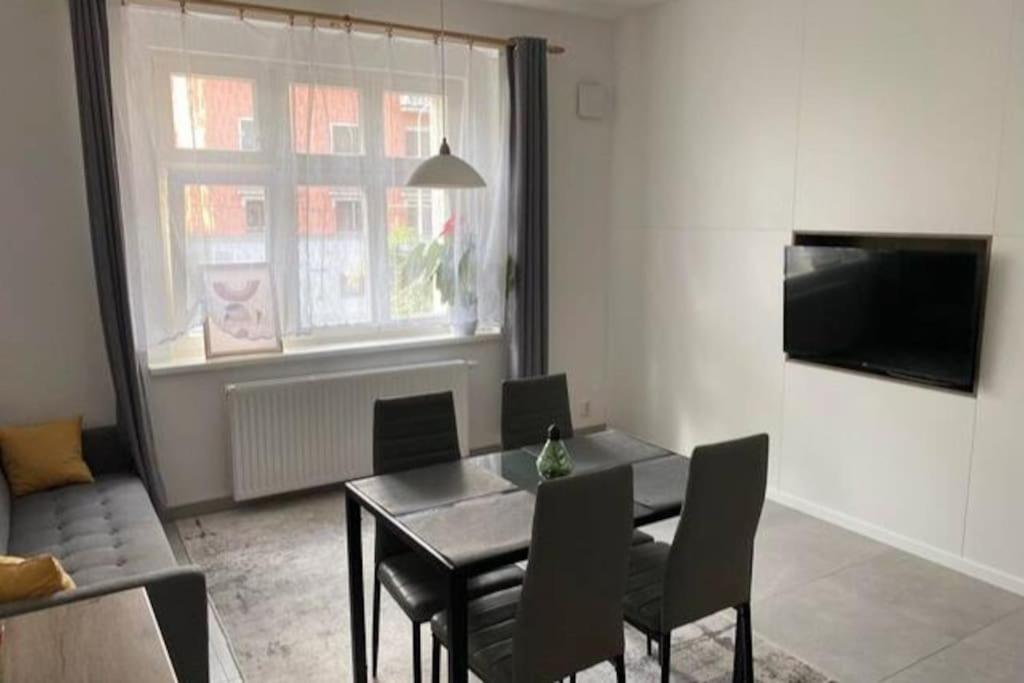 Aurion Cozy 2BR Apartment near Prague Castle - Parking - Up to 6 Guests