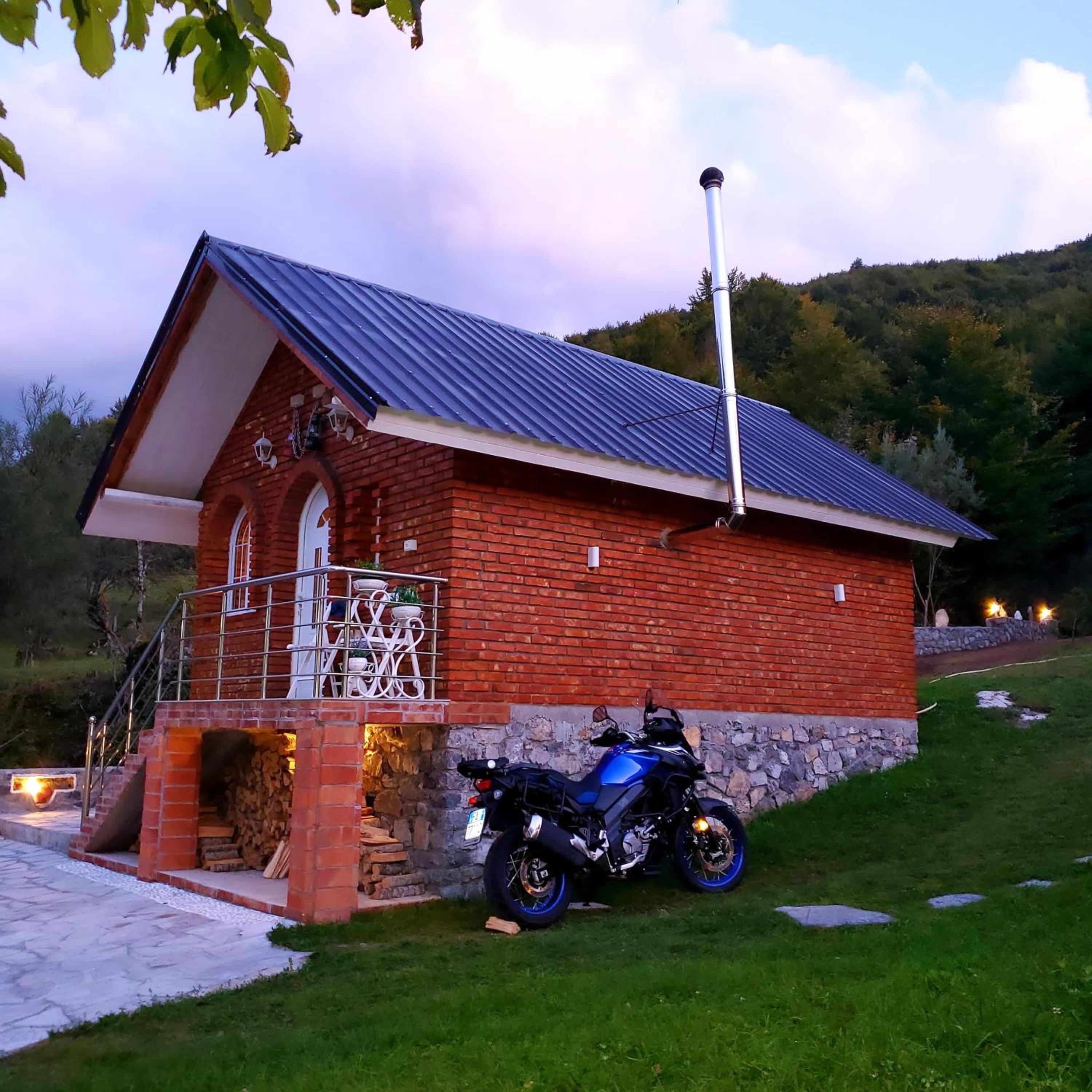 Vilat Pllumaj