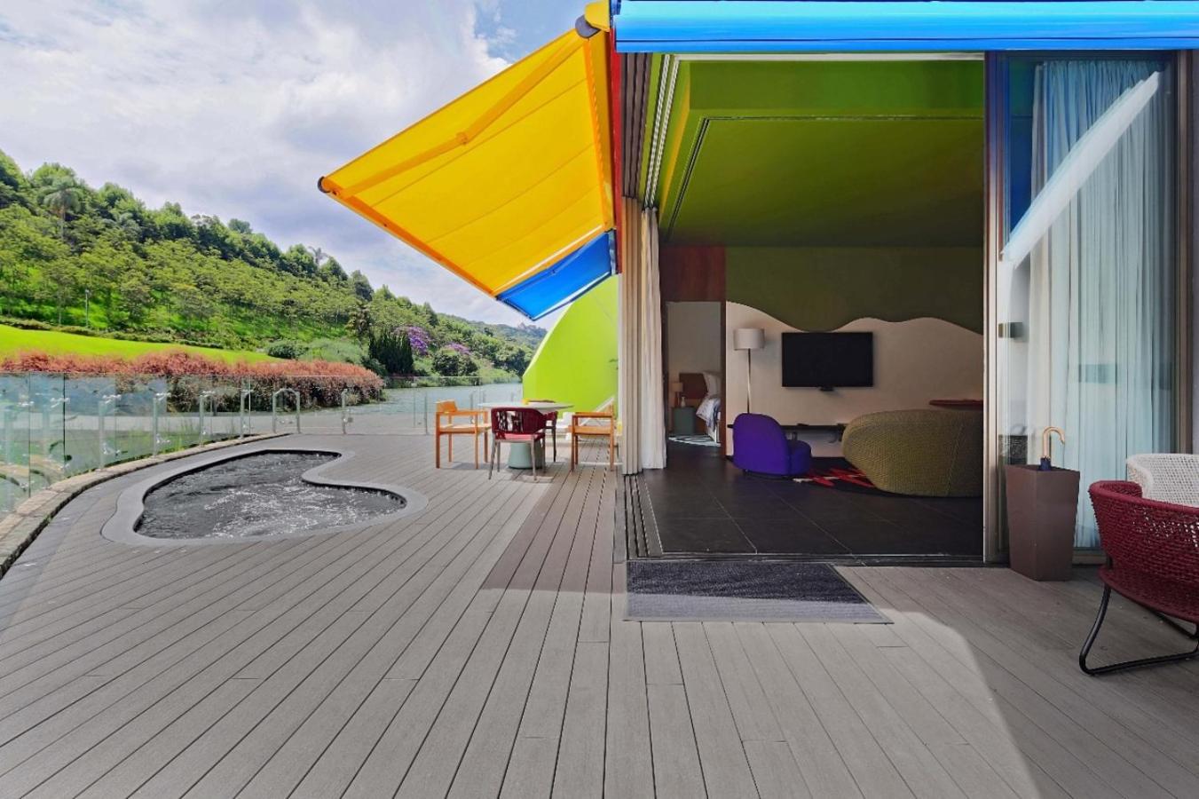 balance & terrace