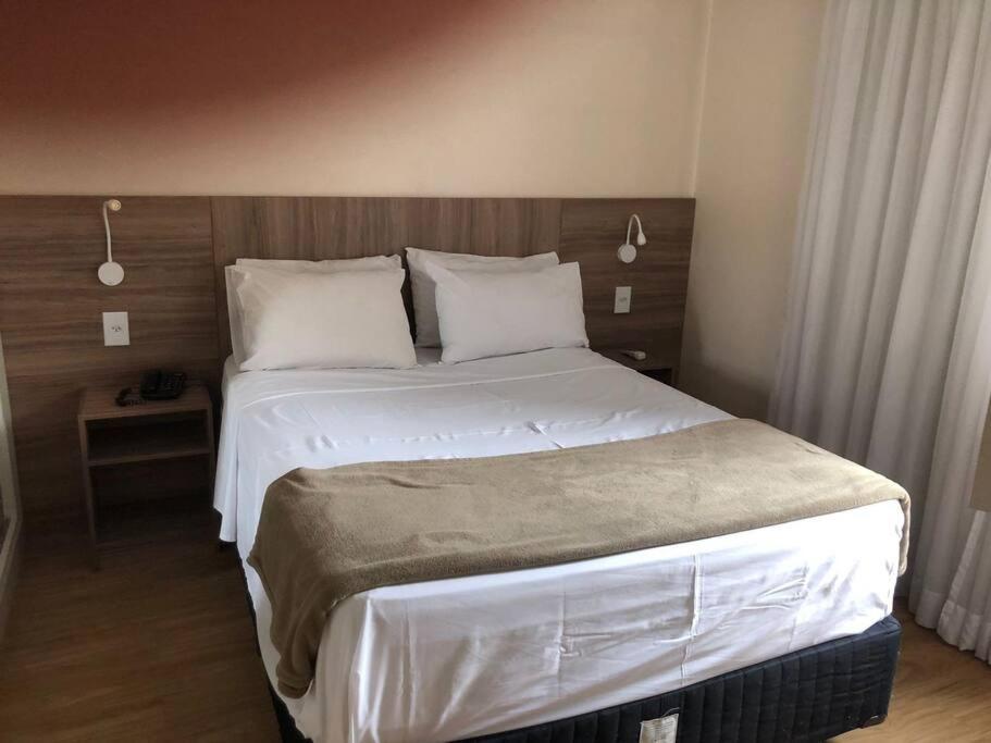 *212 Apartamento no Itaim bibi otima localizaçã